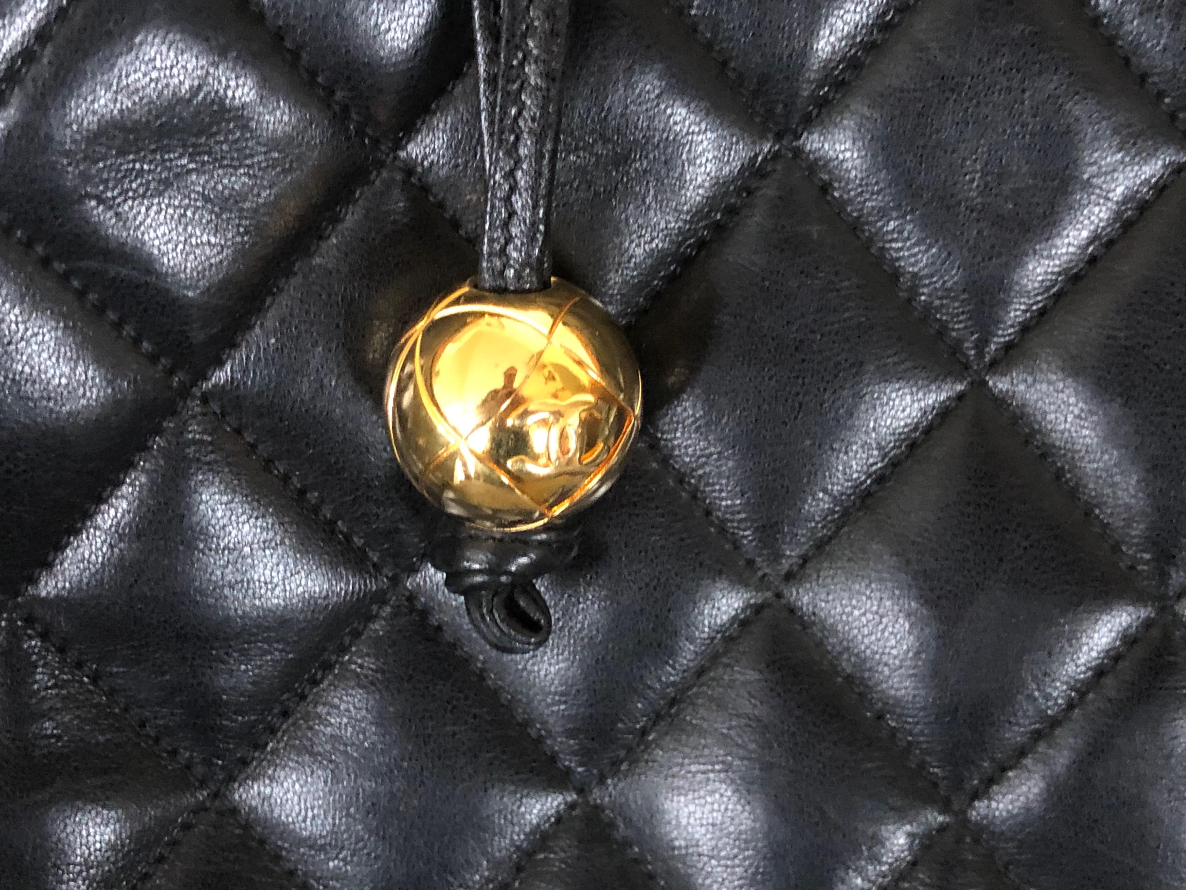 Chanel Large Black Leather Shoulder Bag with Gold Hardware and Quilted Details  In Excellent Condition For Sale In Cloverdale, CA