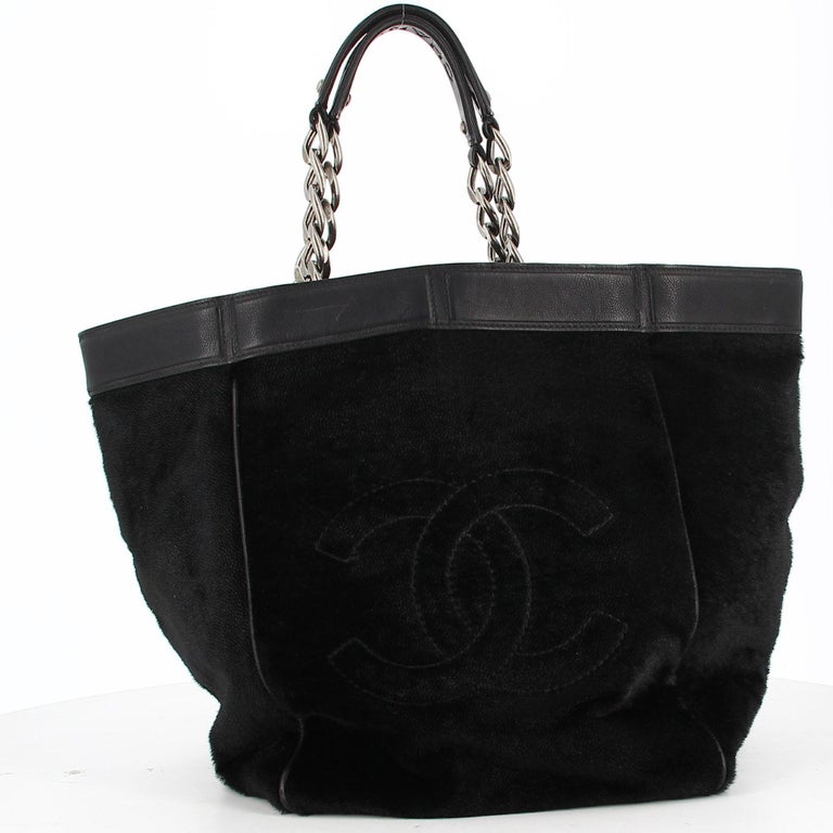 Chanel Large Black Logo Tote bag For Sale at 1stDibs