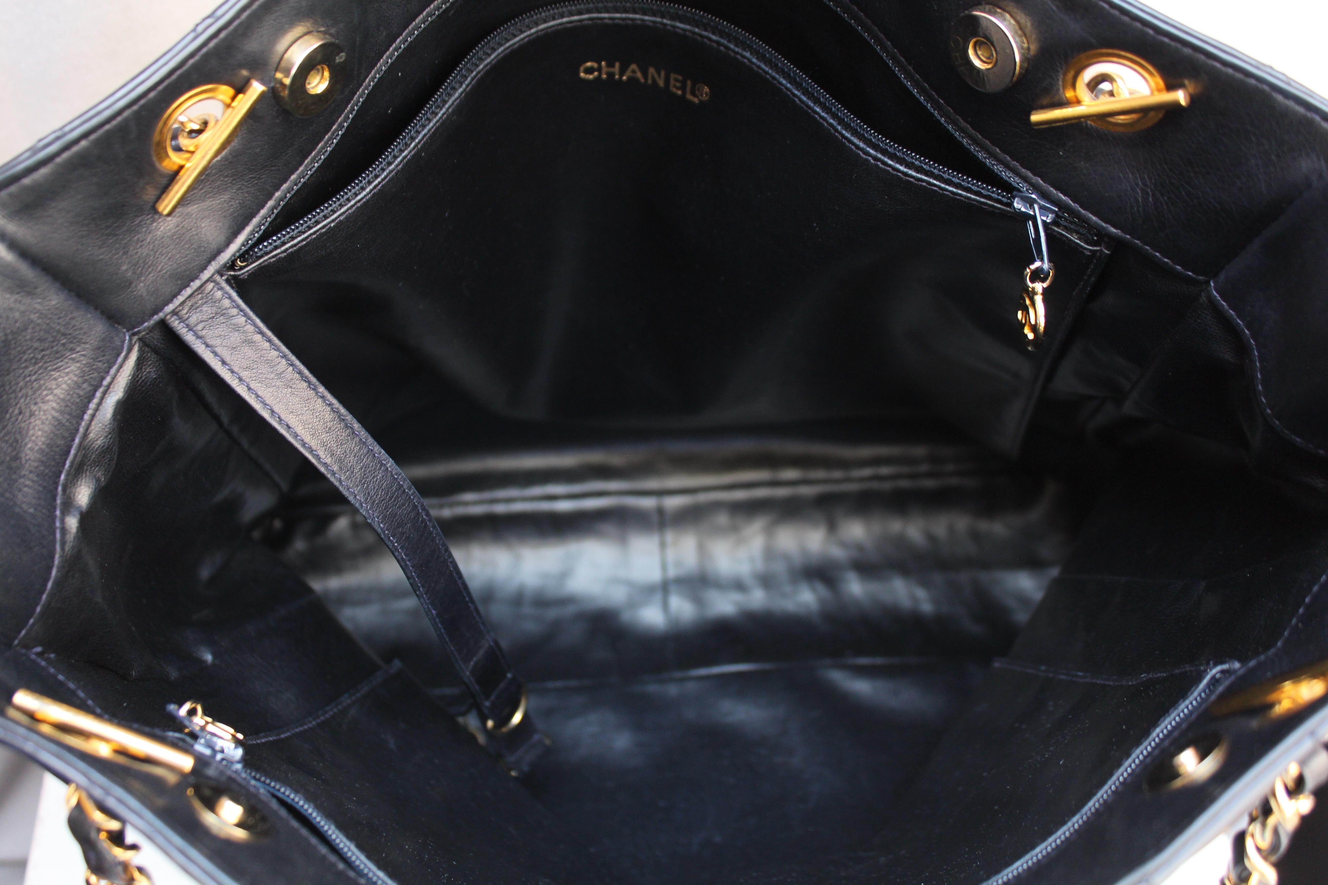 Chanel large black quilted leather bag, 1990’s 5