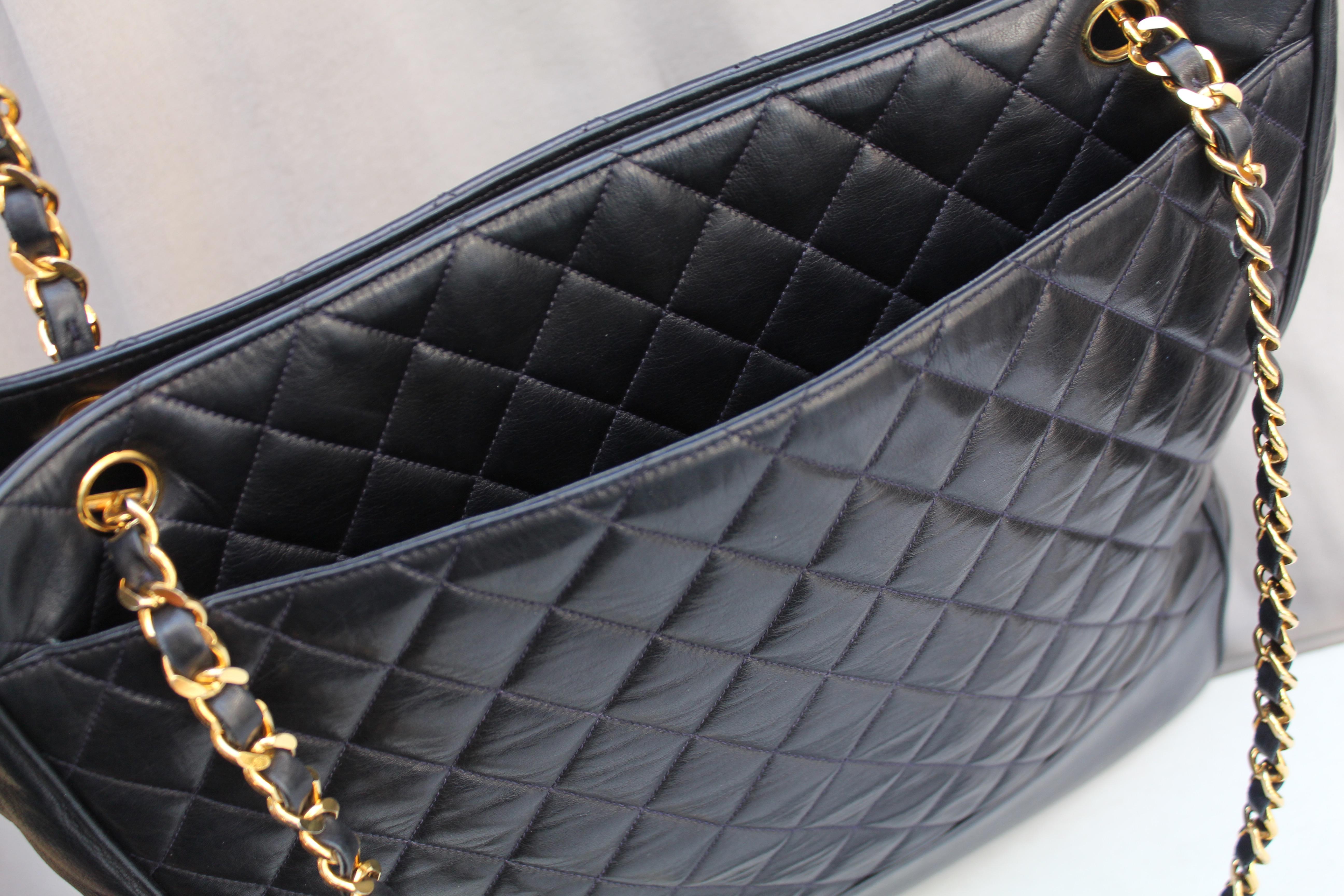 Chanel large black quilted leather bag, 1990’s 4