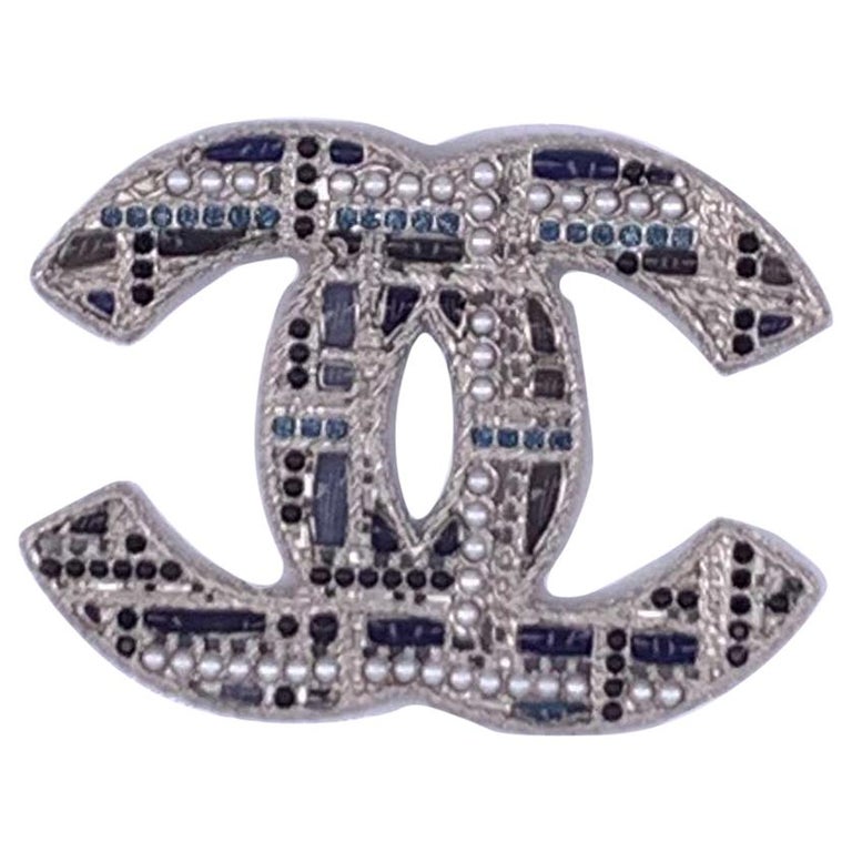 CHANEL Large Brooch With Pearl And Rhinestones at 1stDibs  large chanel  brooch, chanel filigree brooch crystal pearl large, chanel rhinestone brooch