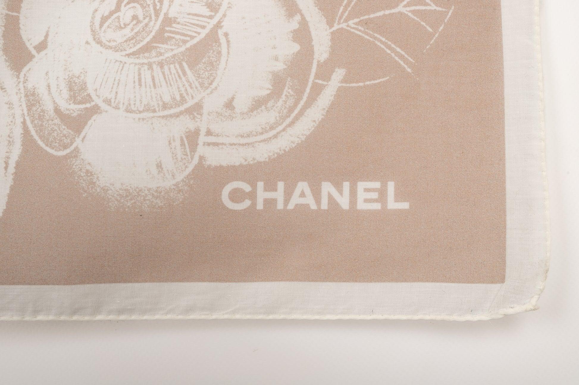 Donna Stola stile Pareo di Chanel in cotone di grandi dimensioni in vendita
