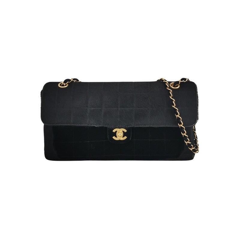 Chanel Borsa a spalla grande East West Rara in pelle nera e pelle di vitello stile cavallino in vendita