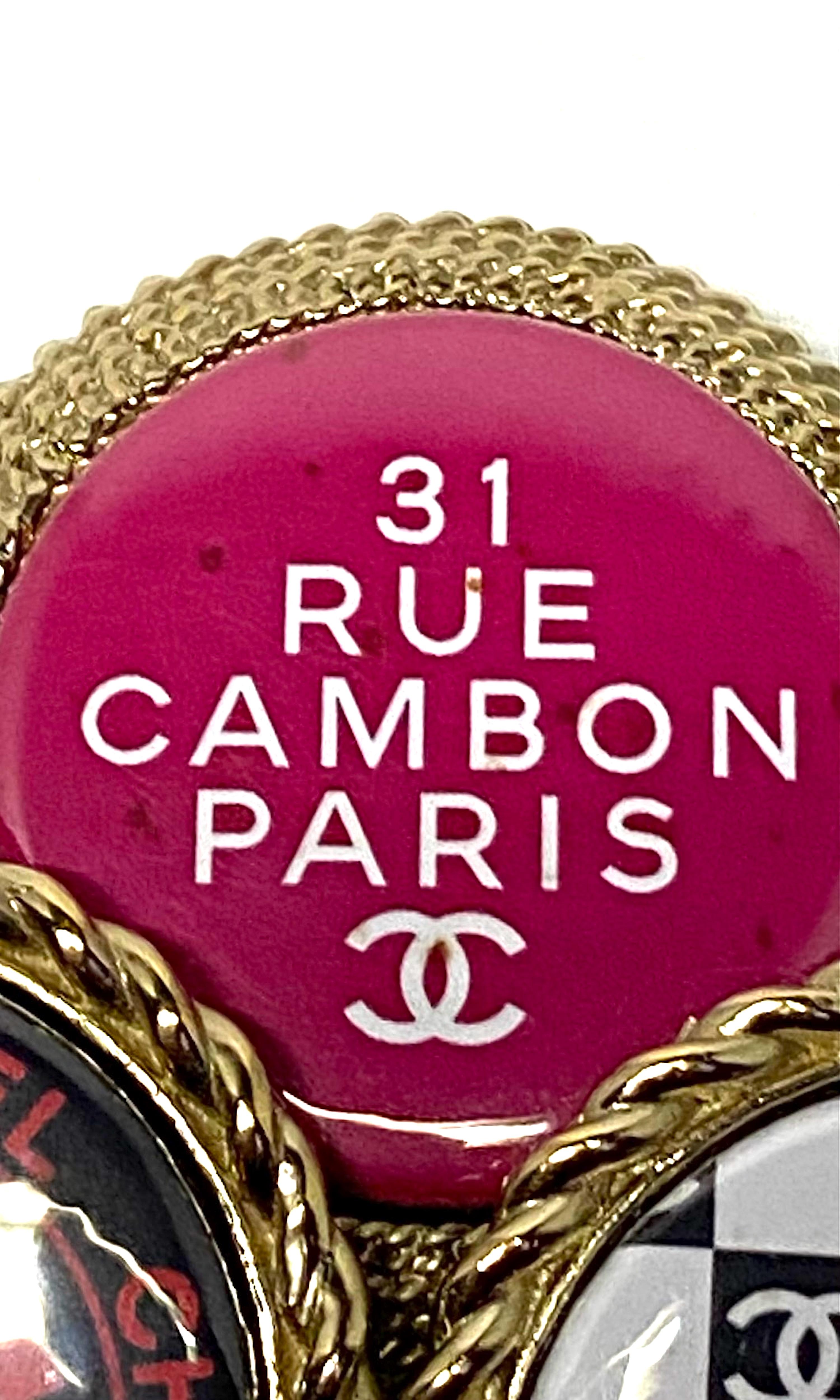 Women's or Men's Chanel Large Gold 4 Button CC Logo Graphic Brooch, Spring 2008 Collection