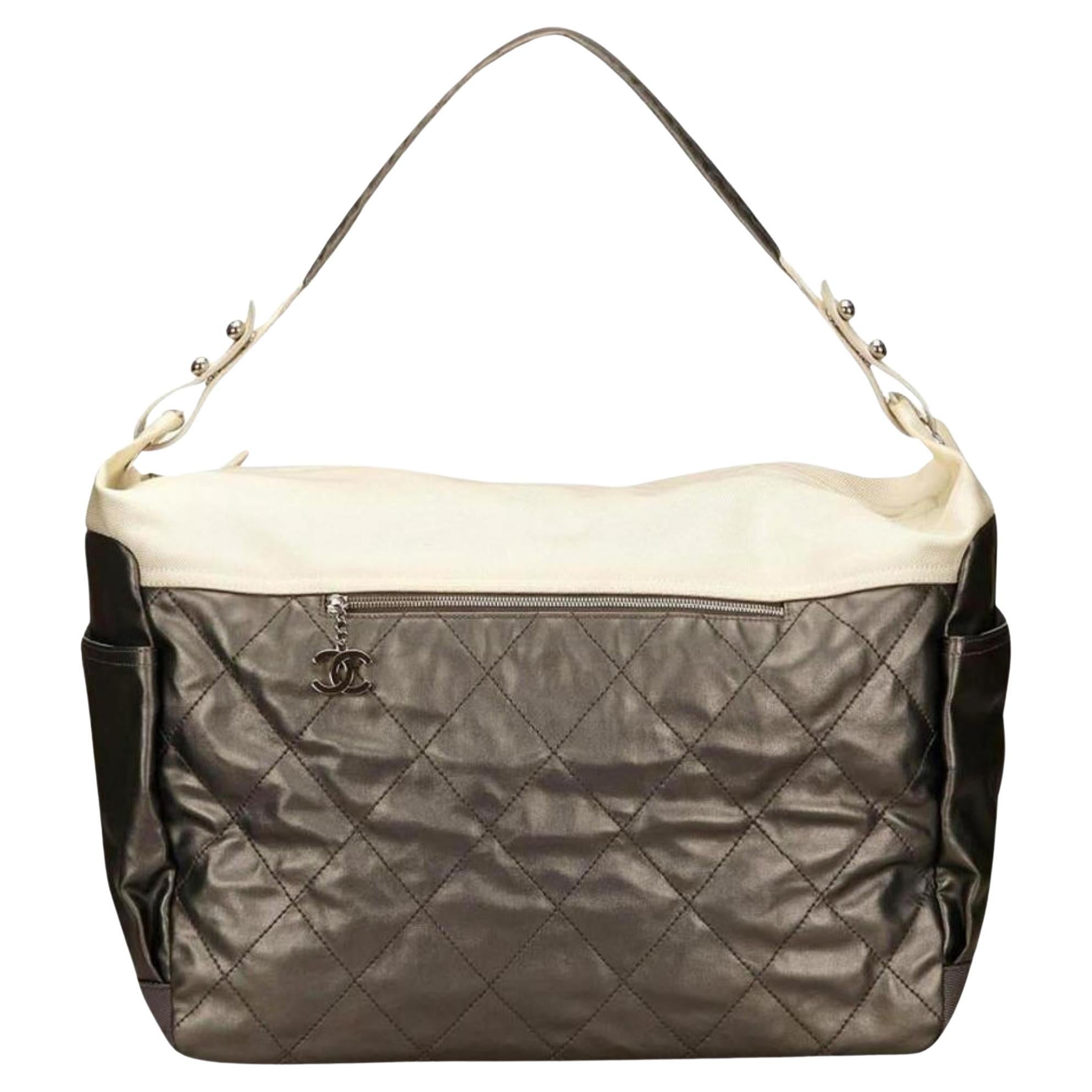 Chanel Large Silver and Cream Quilted Biarritz Paris Weekender Hobo 61ck38s