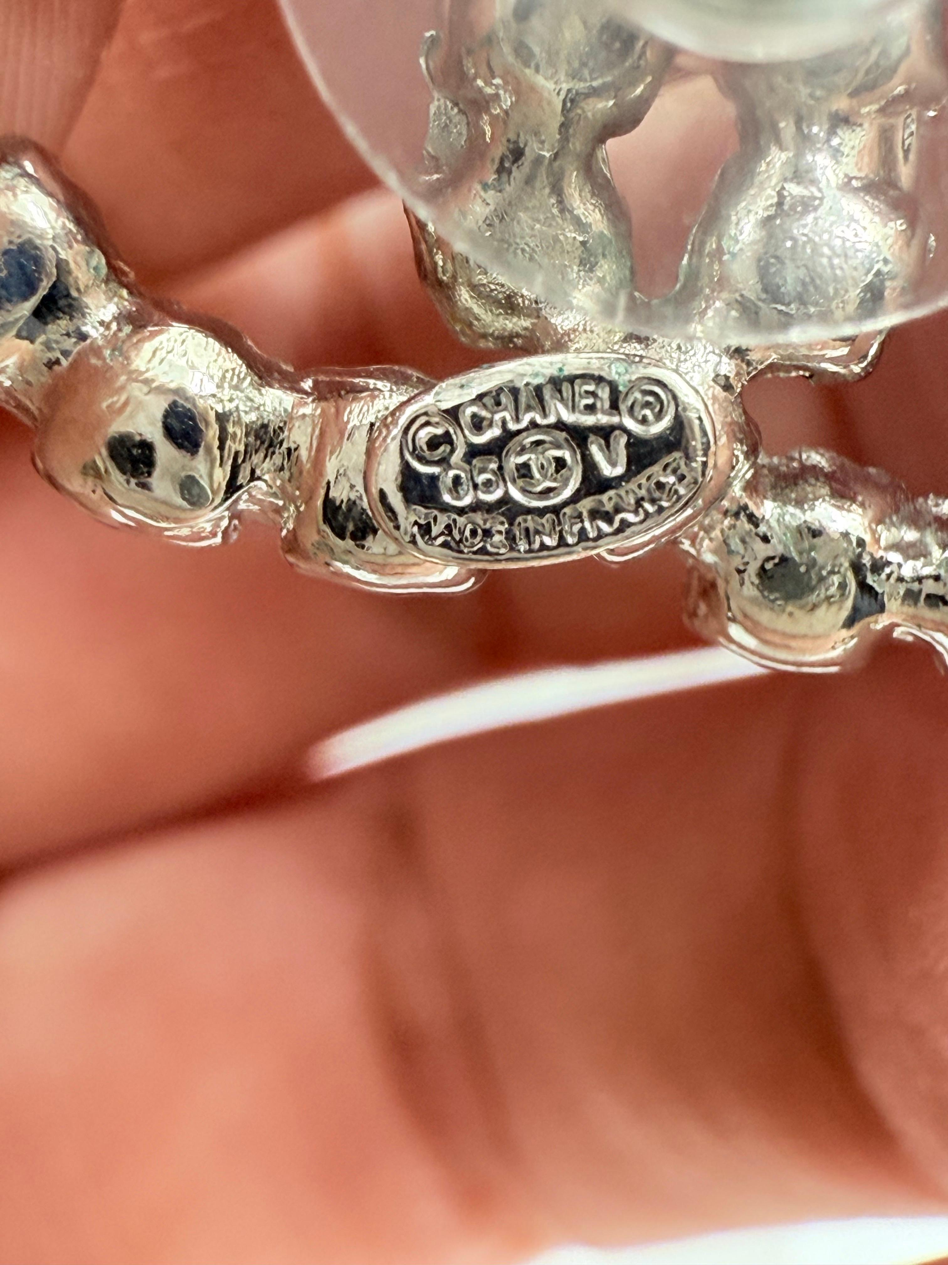 Chanel Large Silver Crystal CC Statement Earrings, circa 2005 en venta 2