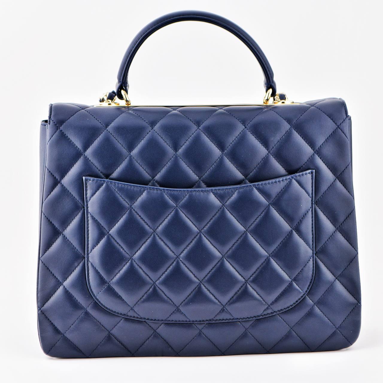 Chanel Large Trendy CC Top Handle Flap Bag in Navy Lambskin For Sale 4