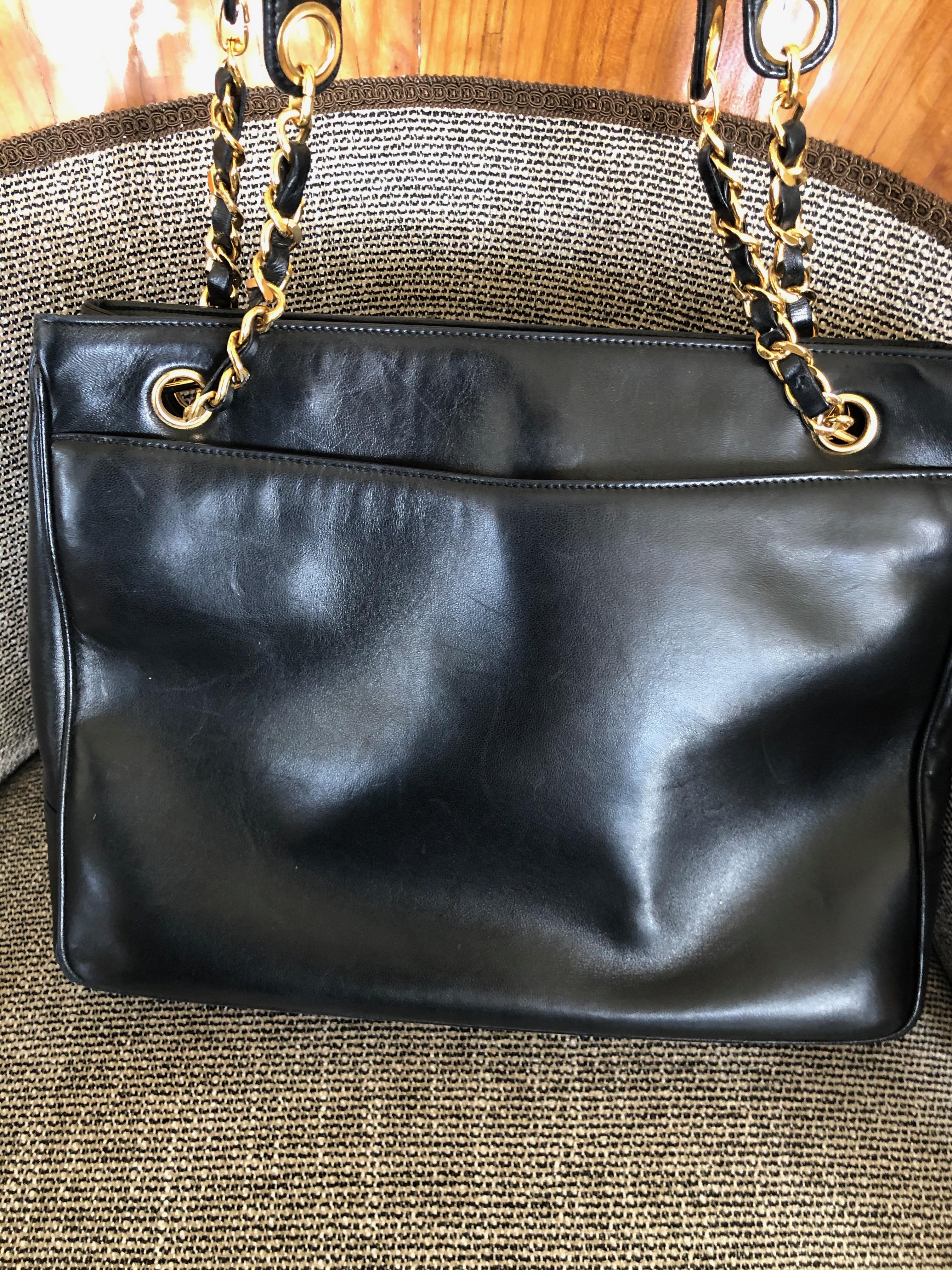 Chanel Large Vintage Black Leather Shopping Bag w Large CC Logo & Gold Hardware For Sale 2