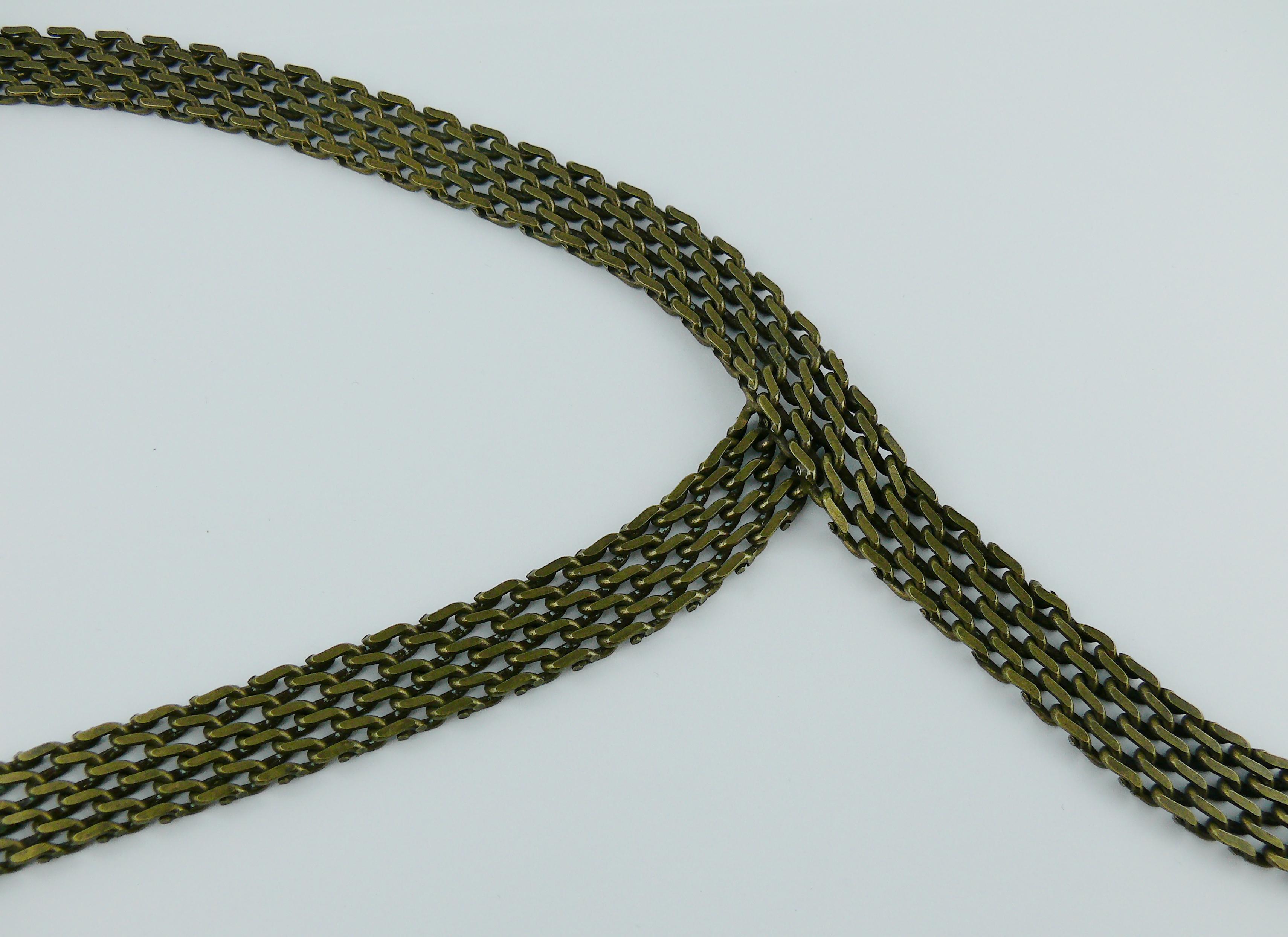 CHANEL ( attribué à) Ceinture lariat avec grande perle en verre en vente 1