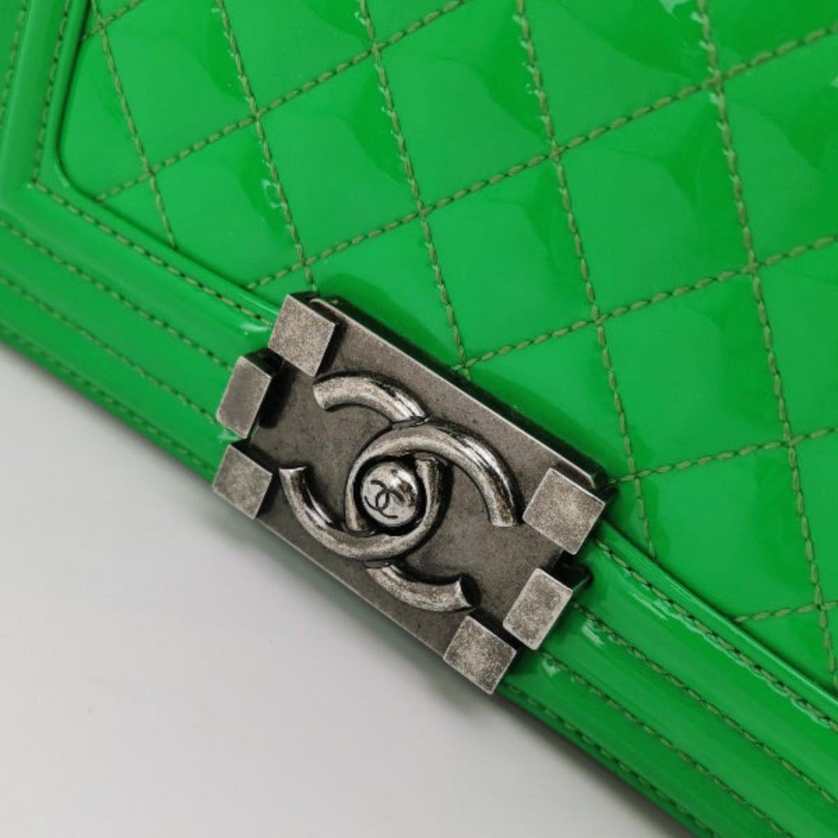 Chanel Le Boy 2016 Small Green Patent Leather Bag 4