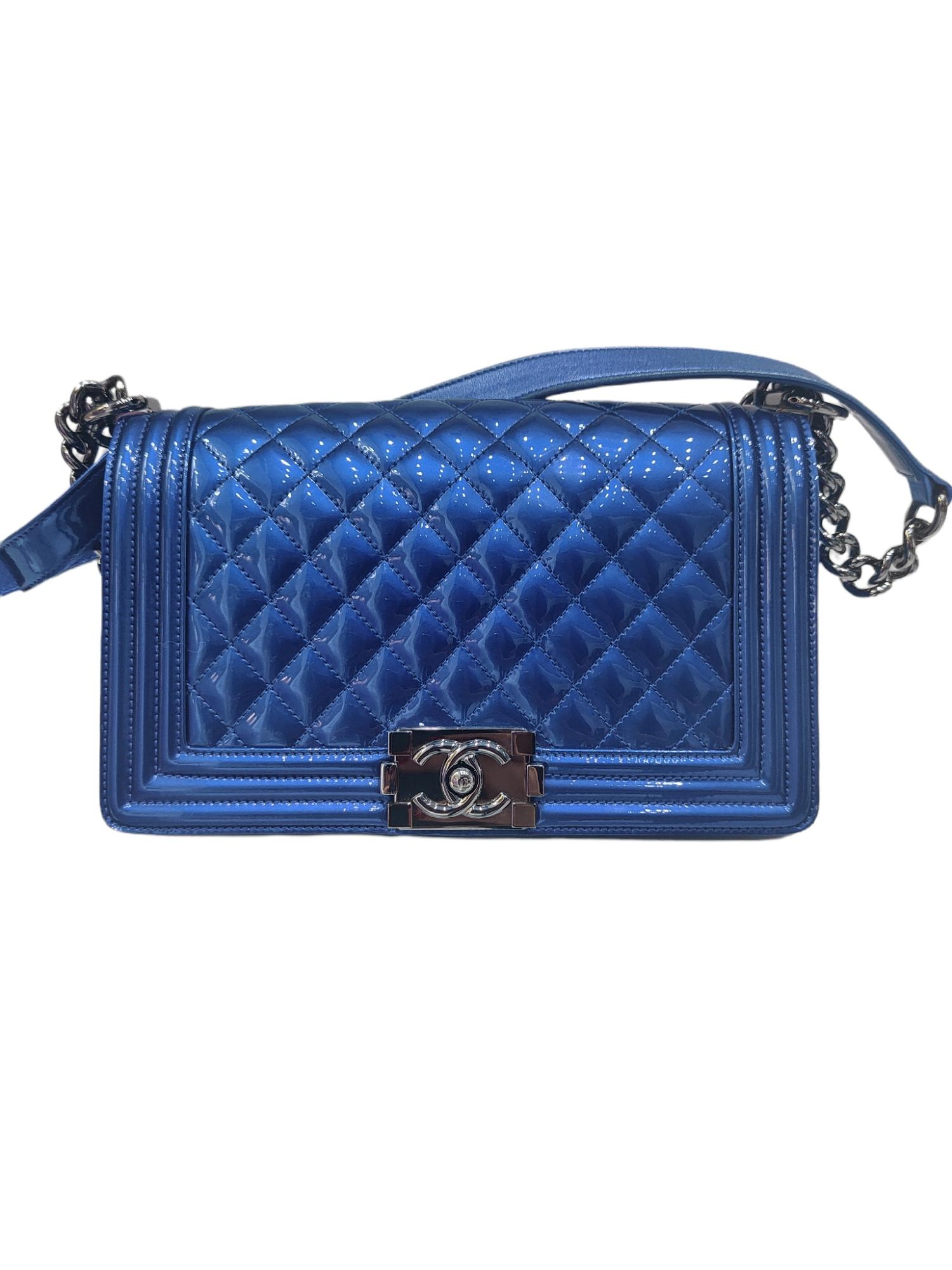 Chanel Le Boy blue patent leather shoulder bag 1