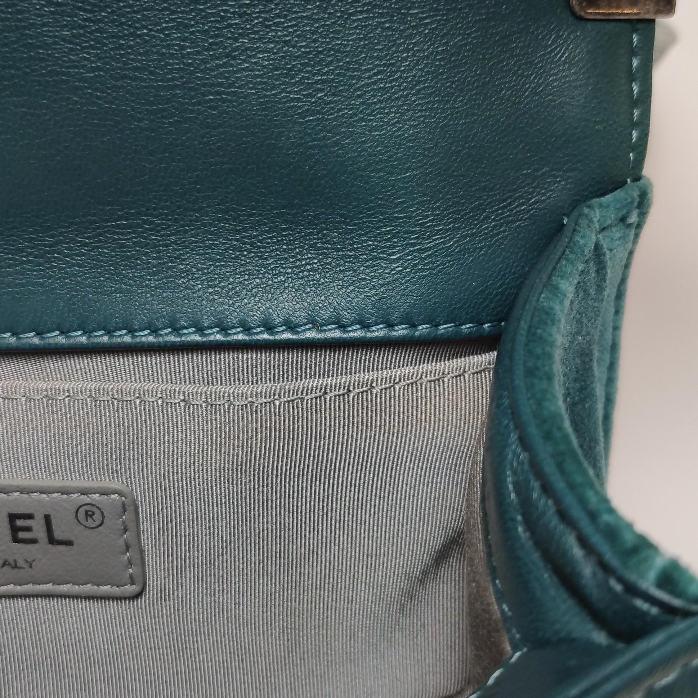 Chanel Le Boy Dark Small Green Velvet Antiqued Silver Hardware For Sale 2