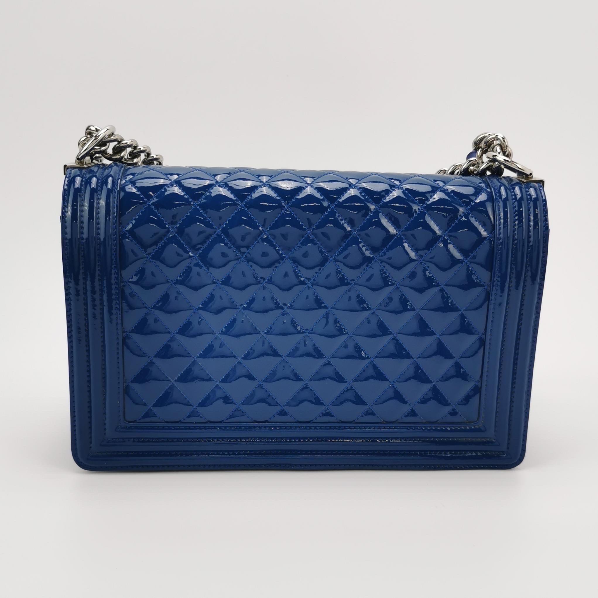 Chanel Le Boy Large Royal Blue Patent Leather Silver Hardware 2014-2015 Pour femmes en vente