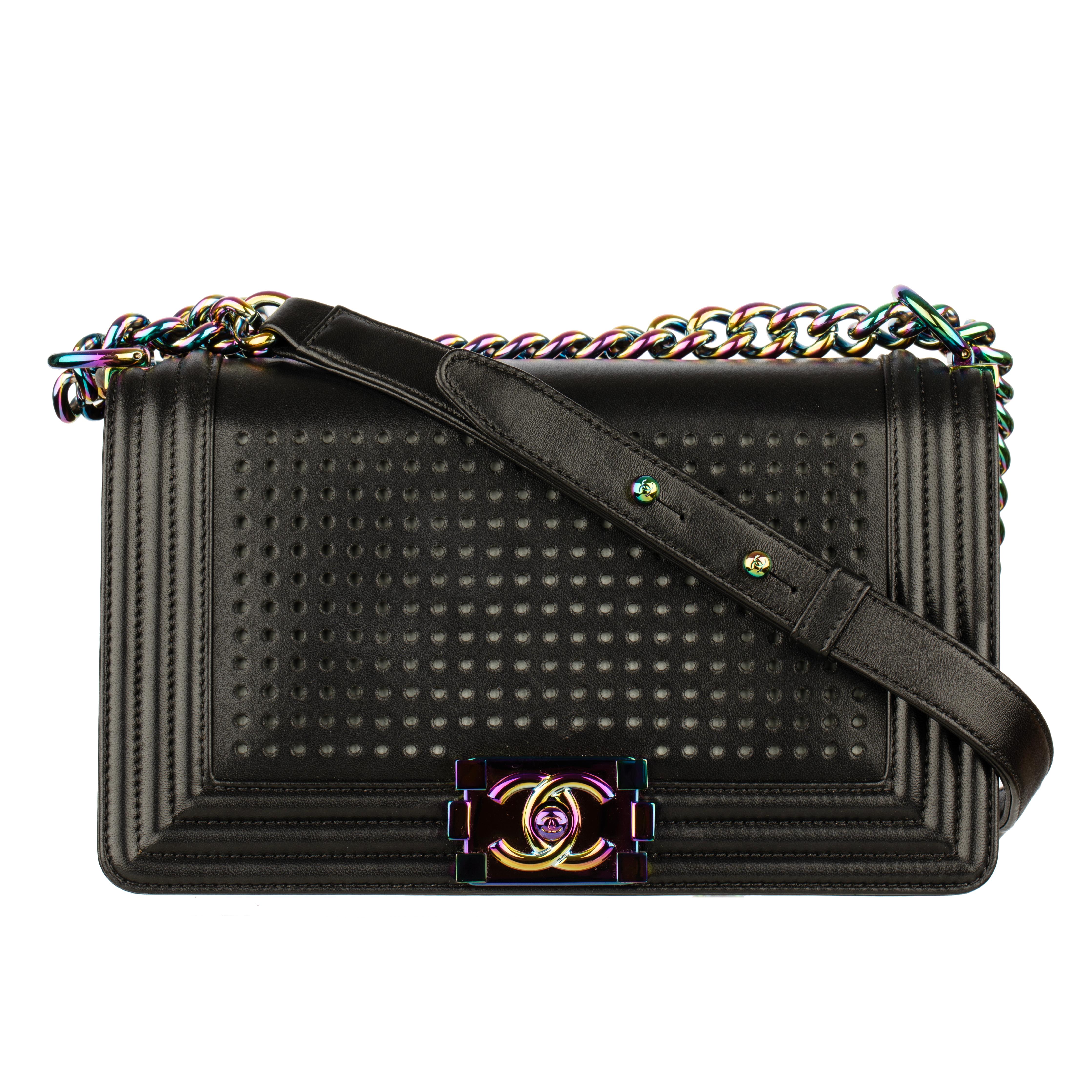 Brand: Chanel

Product: Limited Edition LED Le Boy Bag

Size:
CM: 24 L x 14.5 H x 8 D 
INCH: 9.45 L  x 5.51 H x 3.15 D 

Strap:
Shoulder Strap Drop Max: 20.47 inches / 52 cm

Shoulder Strap Drop Min: 11.81 inches / 30 cm

Colour: Black

Material: