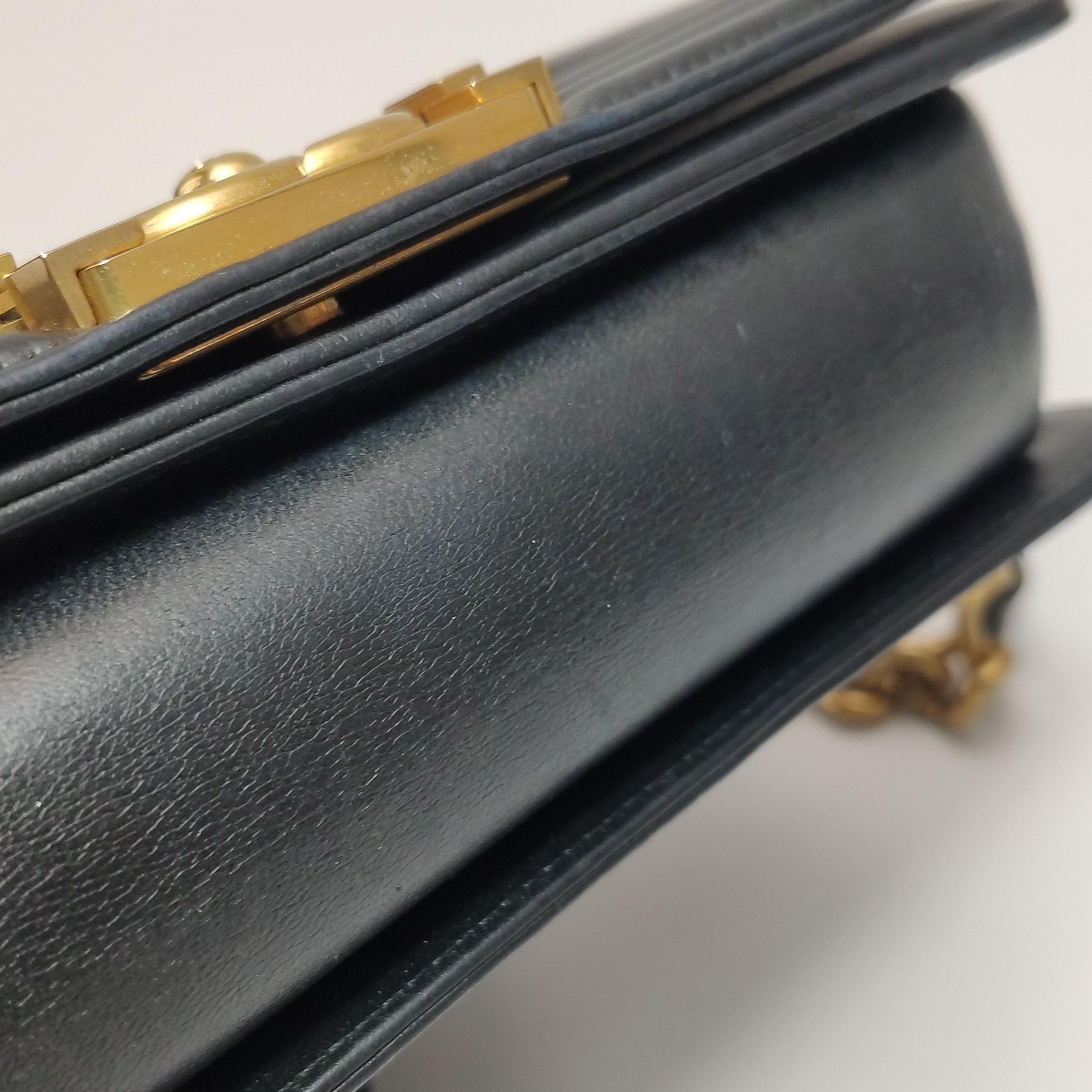 Chanel Le Boy Small in pelle di agnello nera con finiture in oro anticato in vendita 14