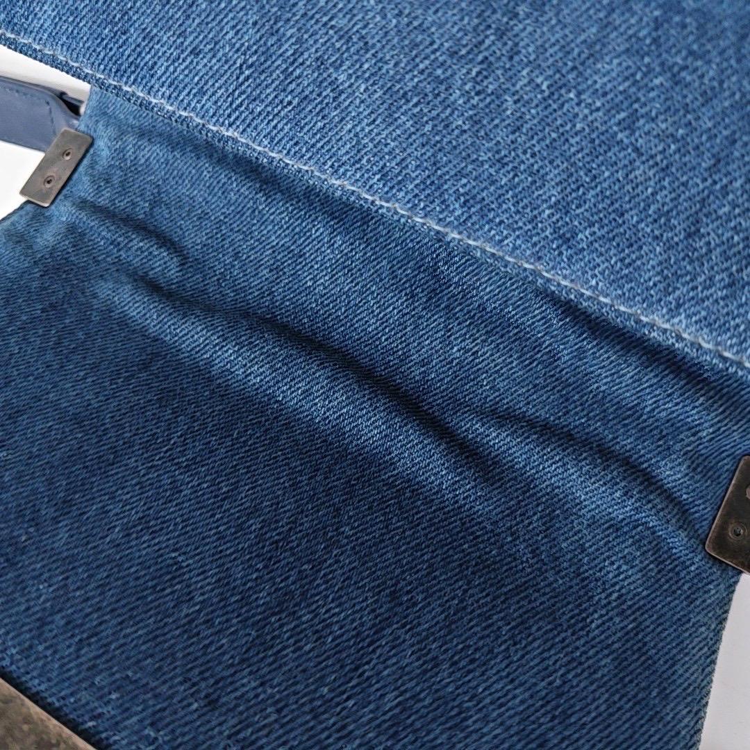 Chanel Le Boy Vaqueros Pequeños Azul Plata Antiqued Hardware 2012-2013 en venta 4