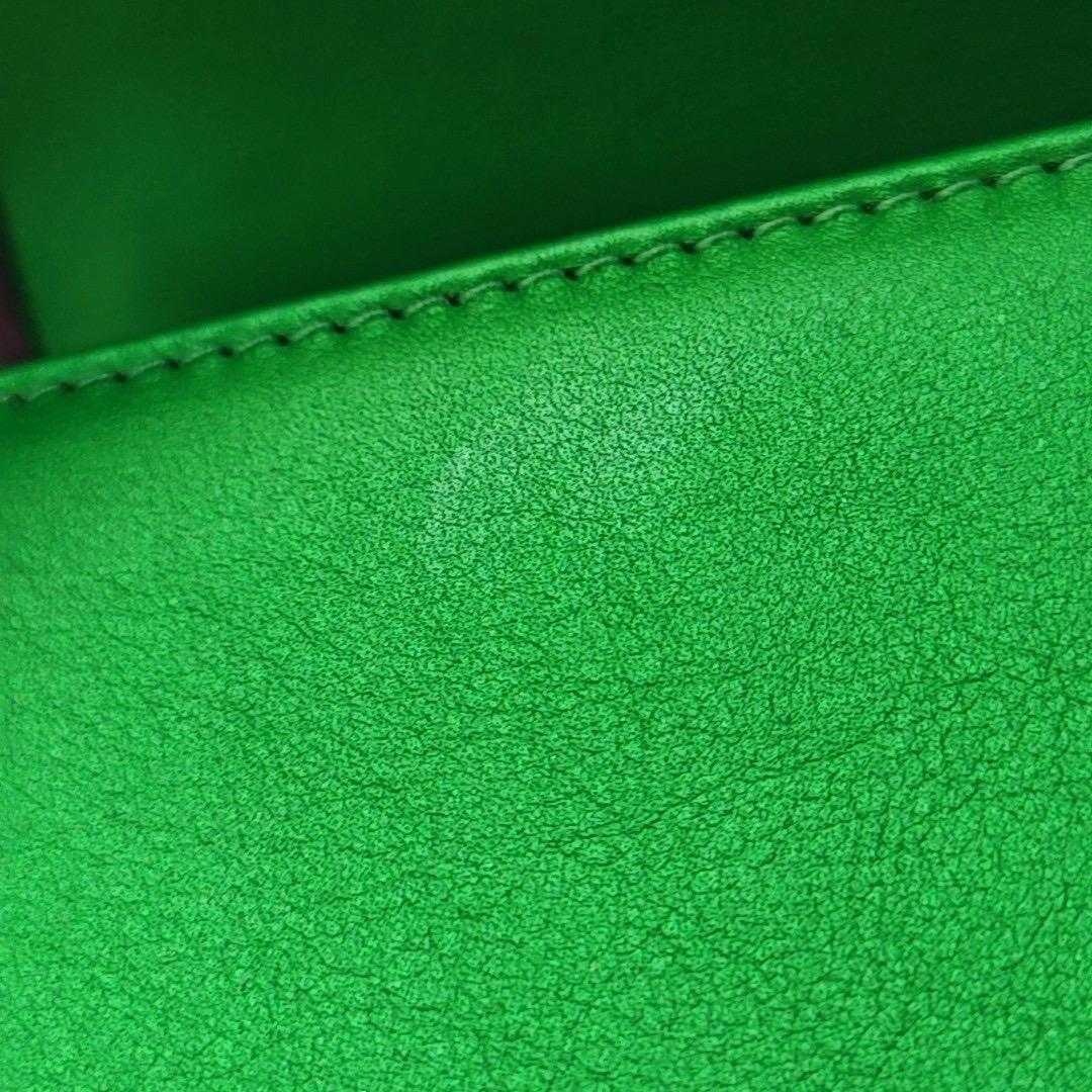 Chanel Le Boy Small Green Calfskin Leather Bag Antiqued Silver Hardware 2014-201 3