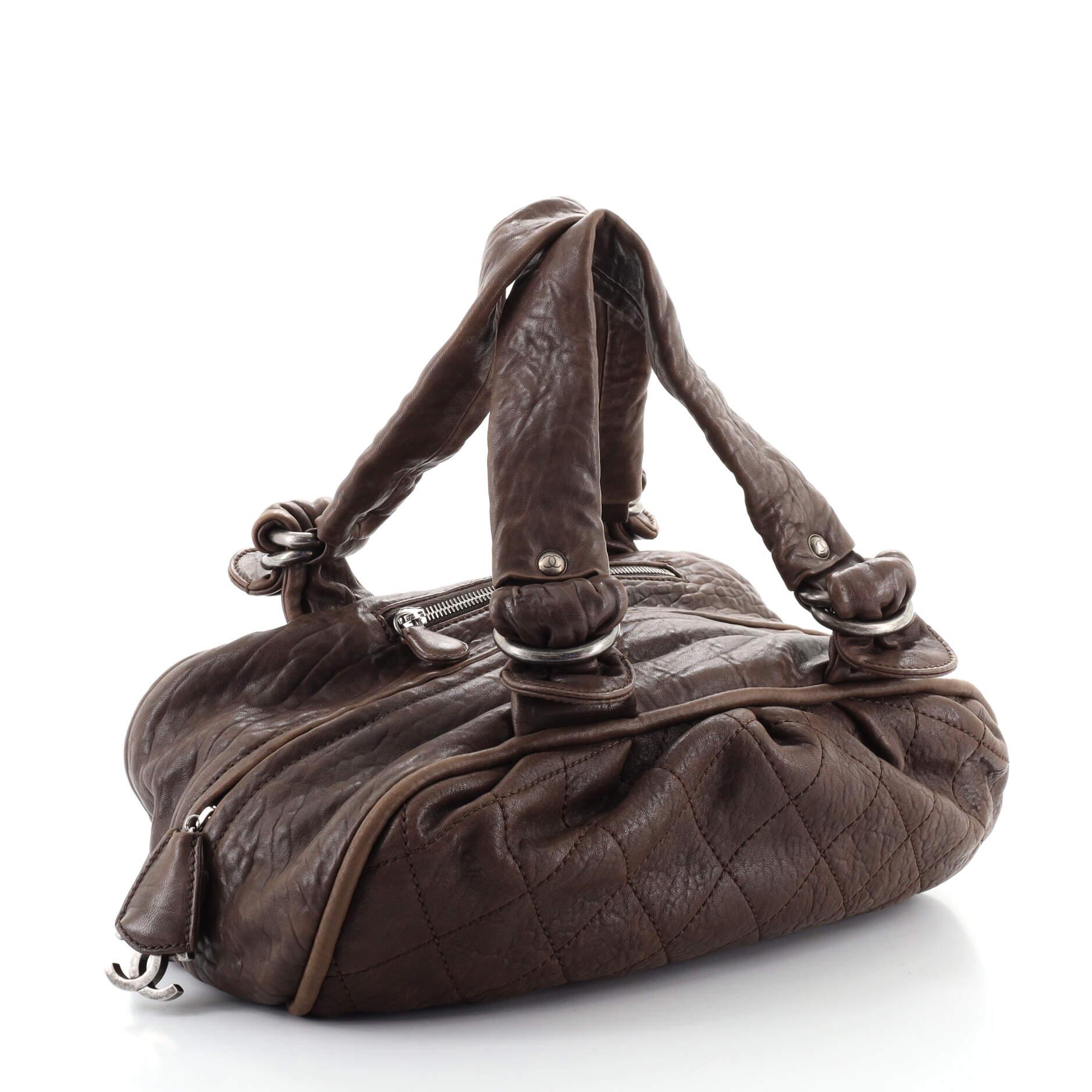 Chanel Le Marais Bowlertasche aus gestepptem Leder Medium (Schwarz)