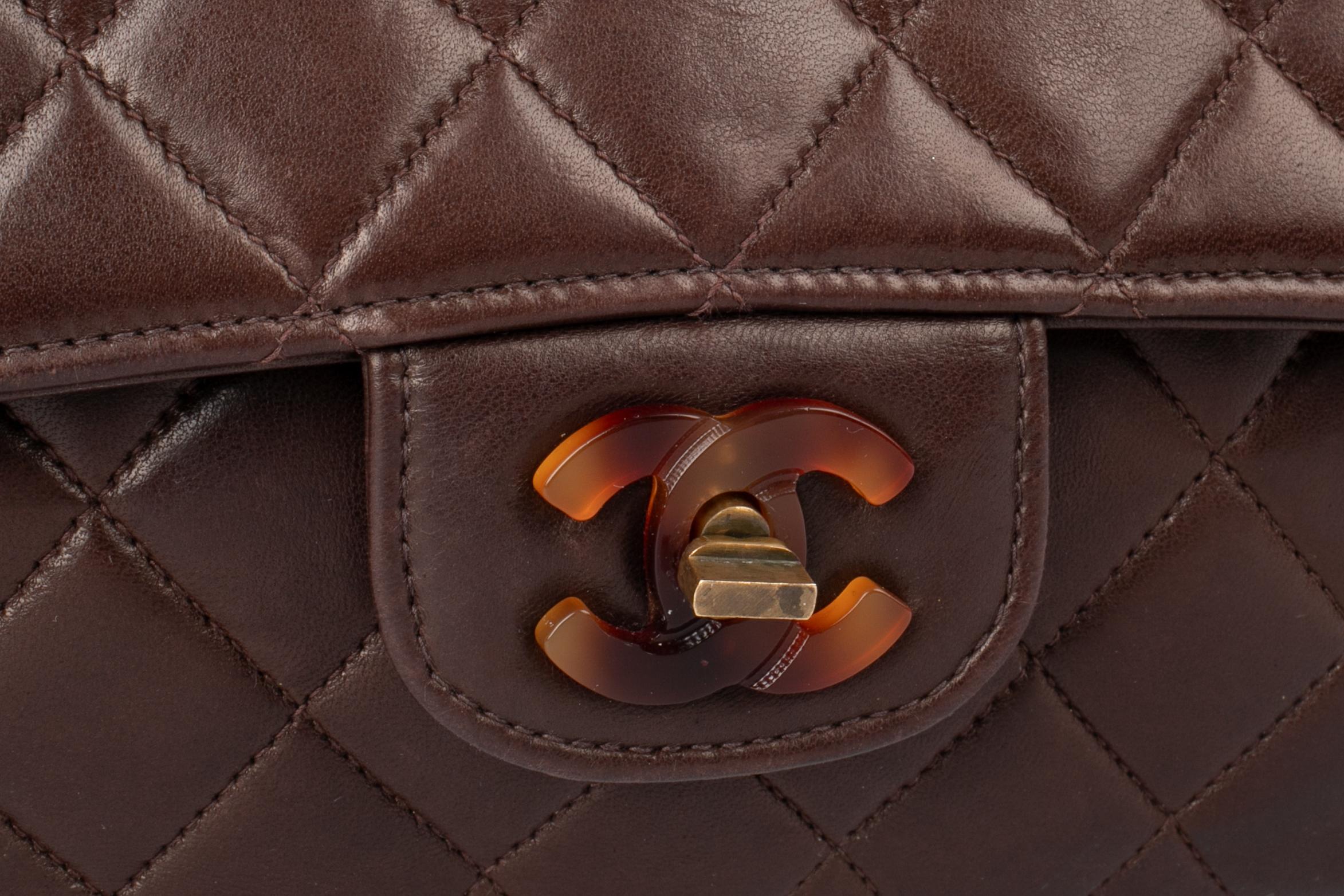 Chanel leather and bakelite bag 3