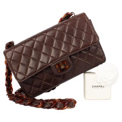 Retro Chanel leather and bakelite bag