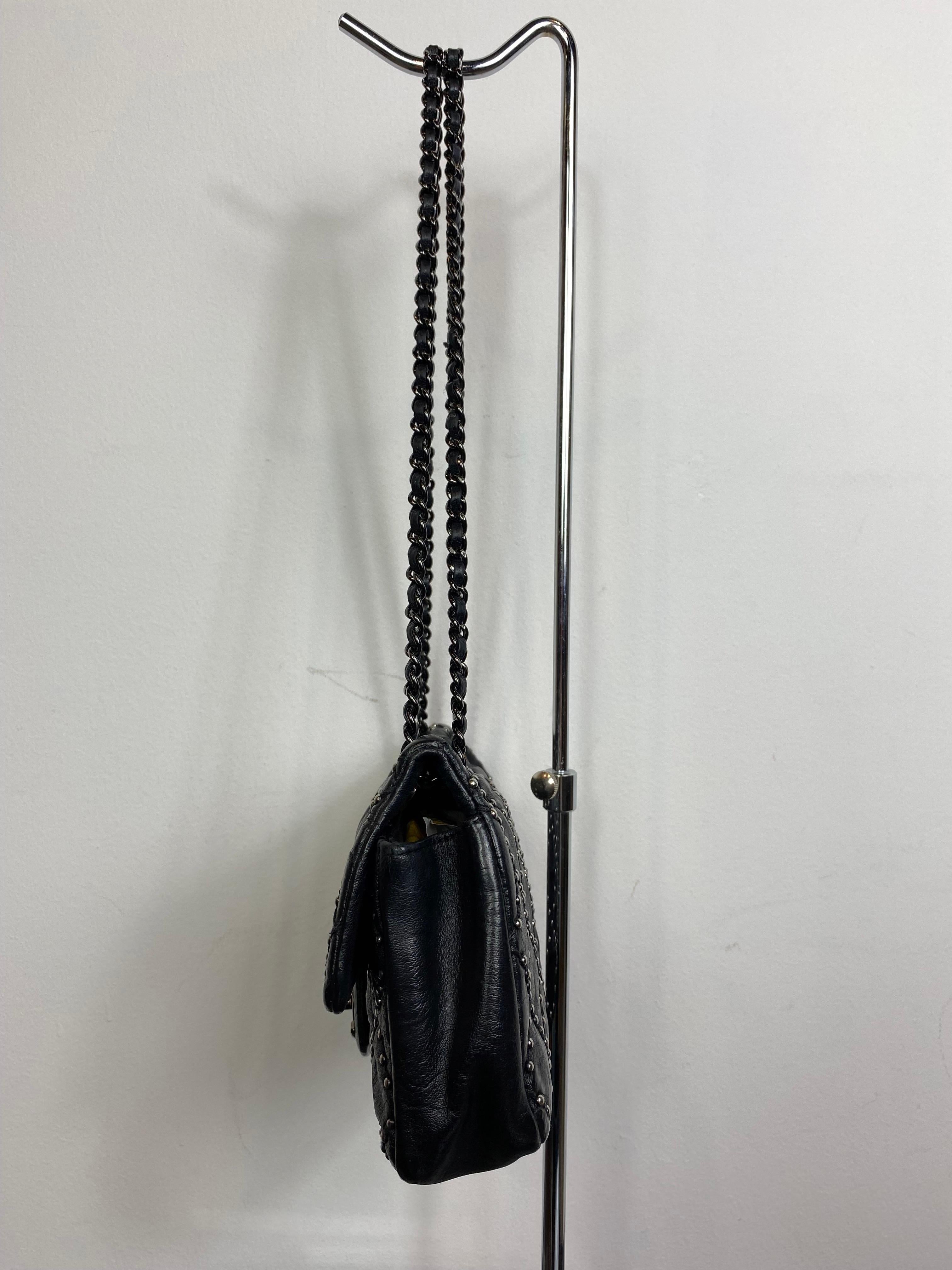 Bolso de piel Chanel de la colección 2014 de Karl Lagerfeld. Negro en venta
