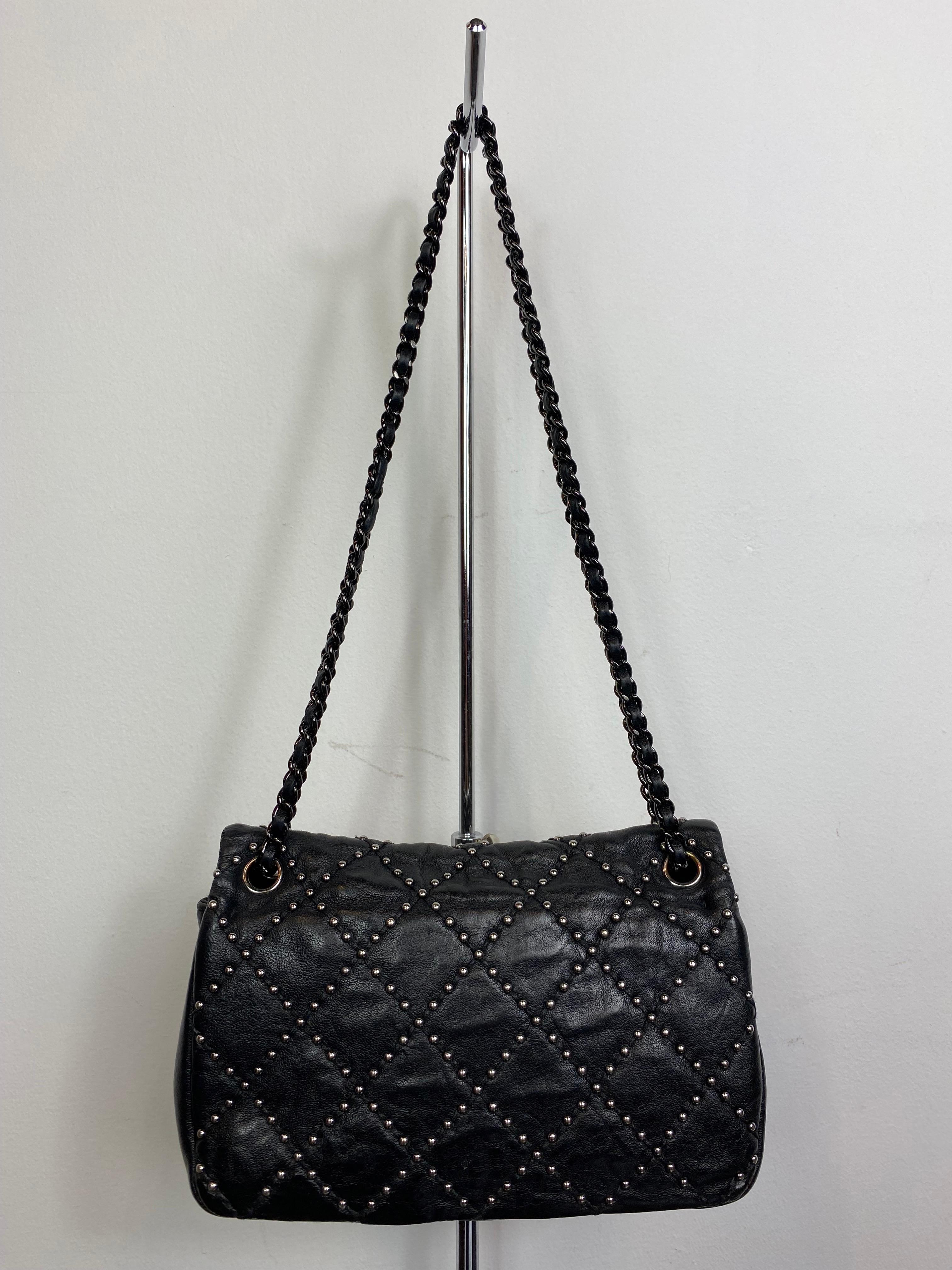 Bolso de piel Chanel de la colección 2014 de Karl Lagerfeld. en Excelente estado para la venta en Carnate, IT