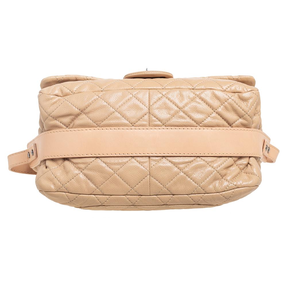 Women's Chanel Leather Beige Quilted Leather Flap Shoulder Bag