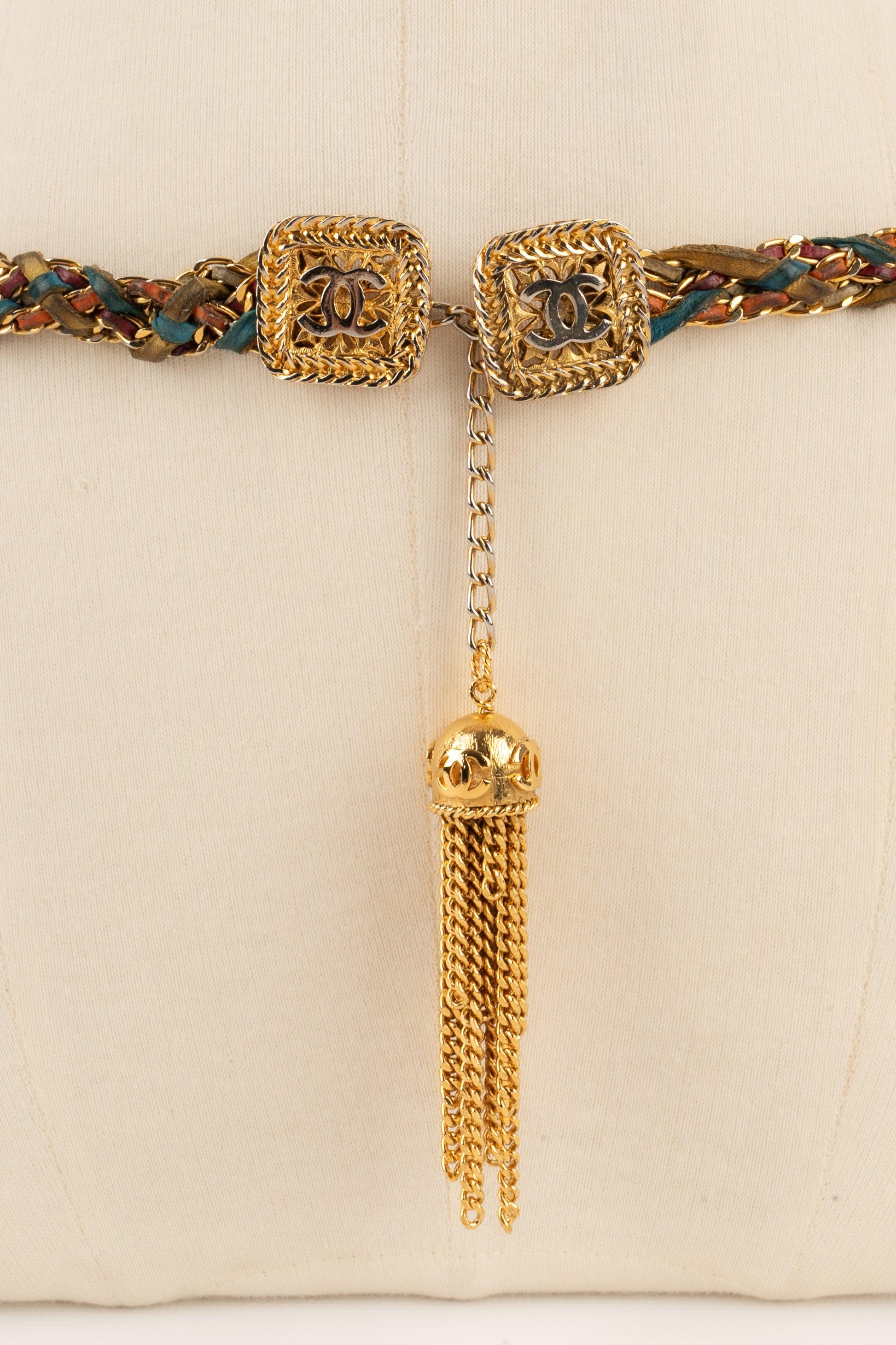 Cintura in pelle Chanel con pelle intrecciata, anni '80 In condizioni buone in vendita a SAINT-OUEN-SUR-SEINE, FR