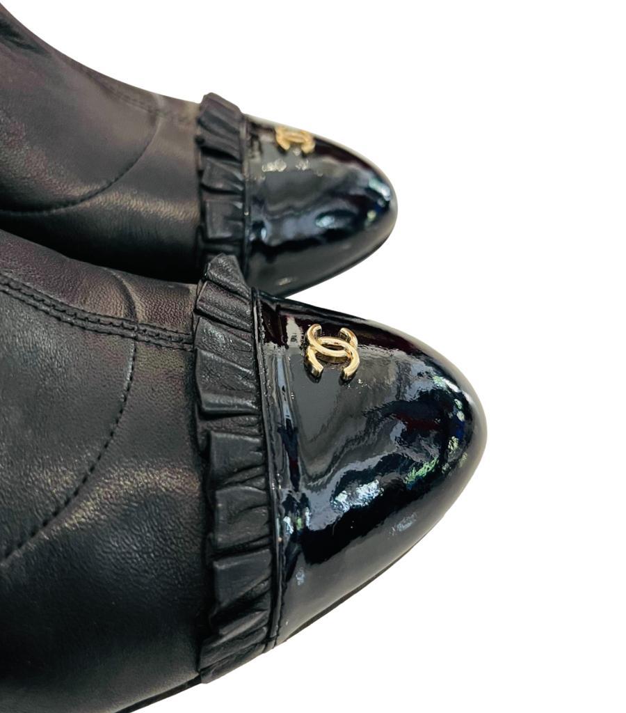 Chanel Leather 'CC' Logo Cap Toe Ankle Boots In Good Condition For Sale In London, GB