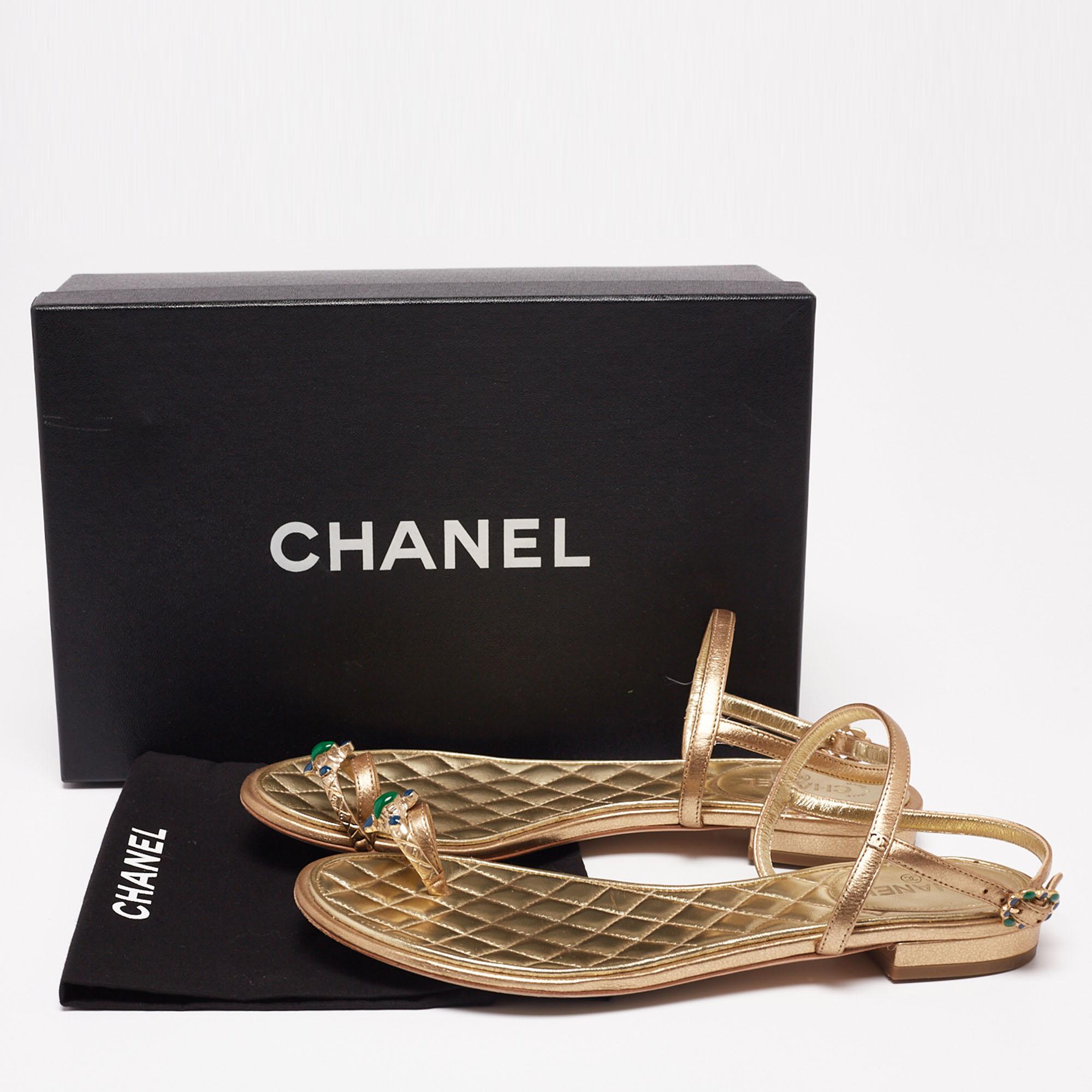 Chanel Leather Enamel Embellished Toe Ring Ankle Strap Flat Sandals Size 37.5 3