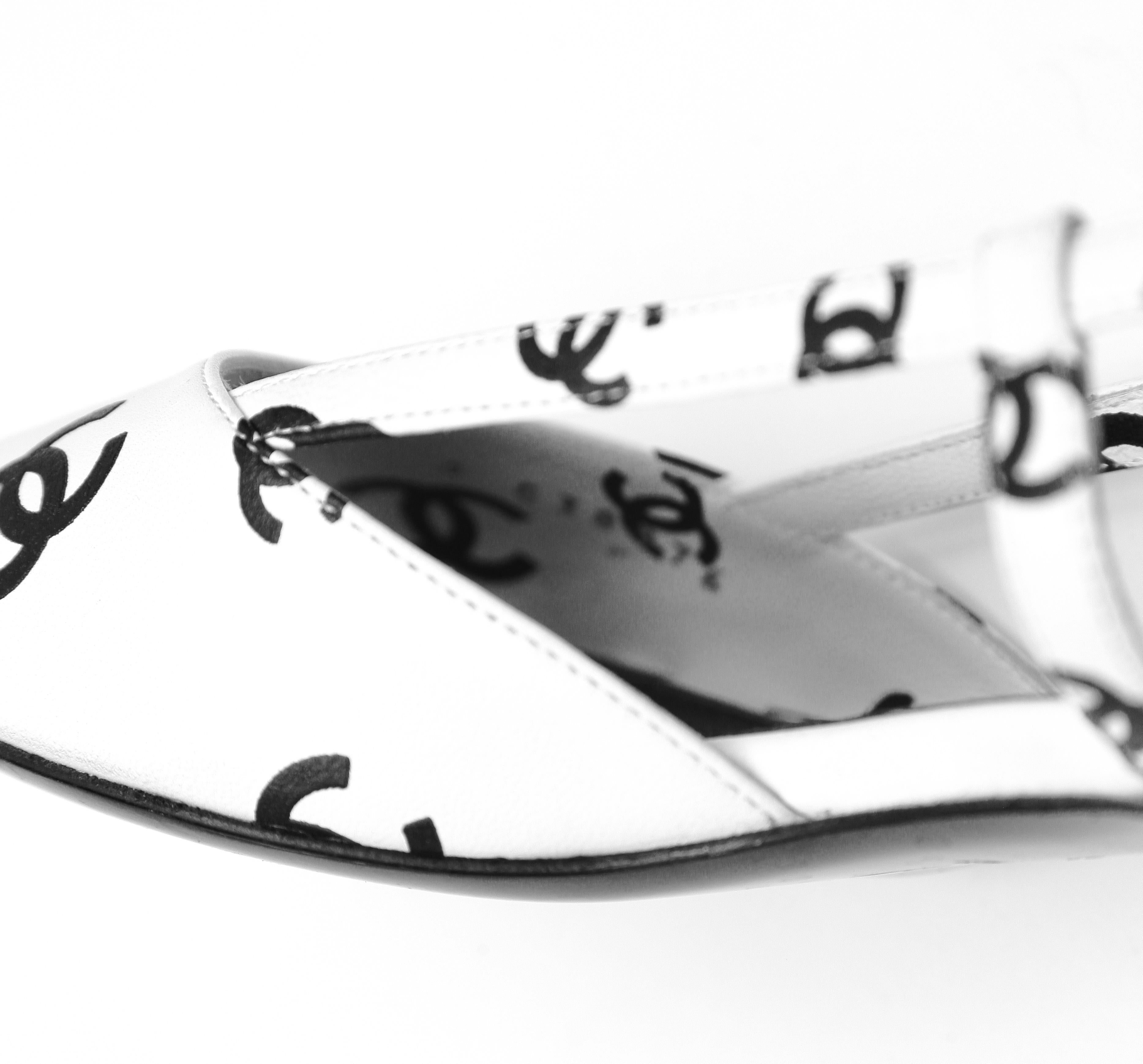 CHANEL White Leather Sandals Black CC LOGO Slingbacks Heels Silver HW Sz 38 2022 For Sale 7