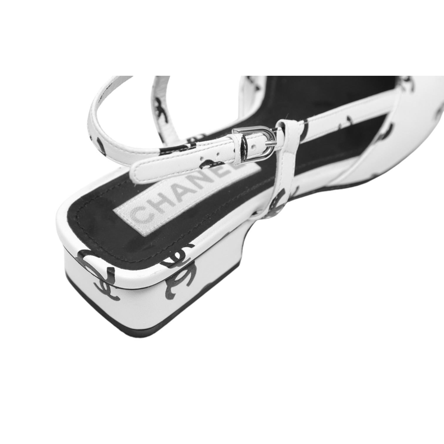 CHANEL White Leather Sandals Black CC LOGO Slingbacks Heels Silver HW Sz 38 2022 For Sale 1