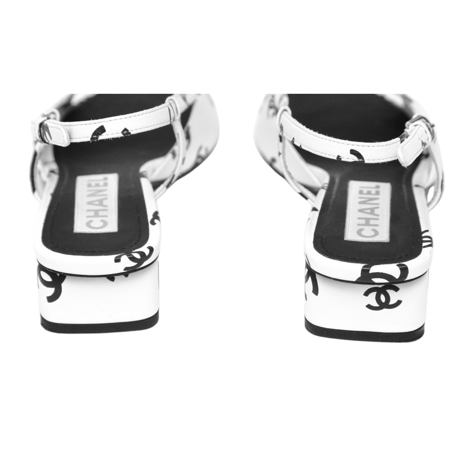 CHANEL White Leather Sandals Black CC LOGO Slingbacks Heels Silver HW Sz 38 2022 For Sale 3