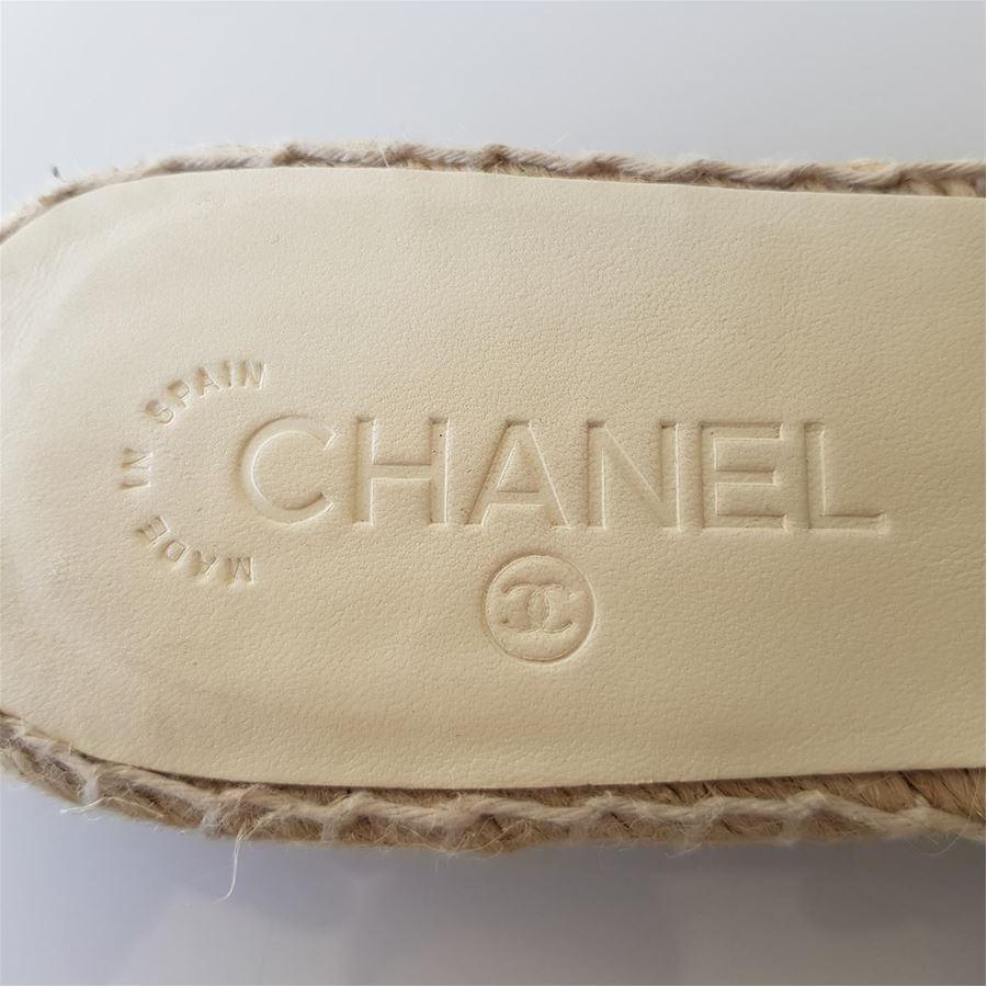 Beige Chanel Leather Slipper 40