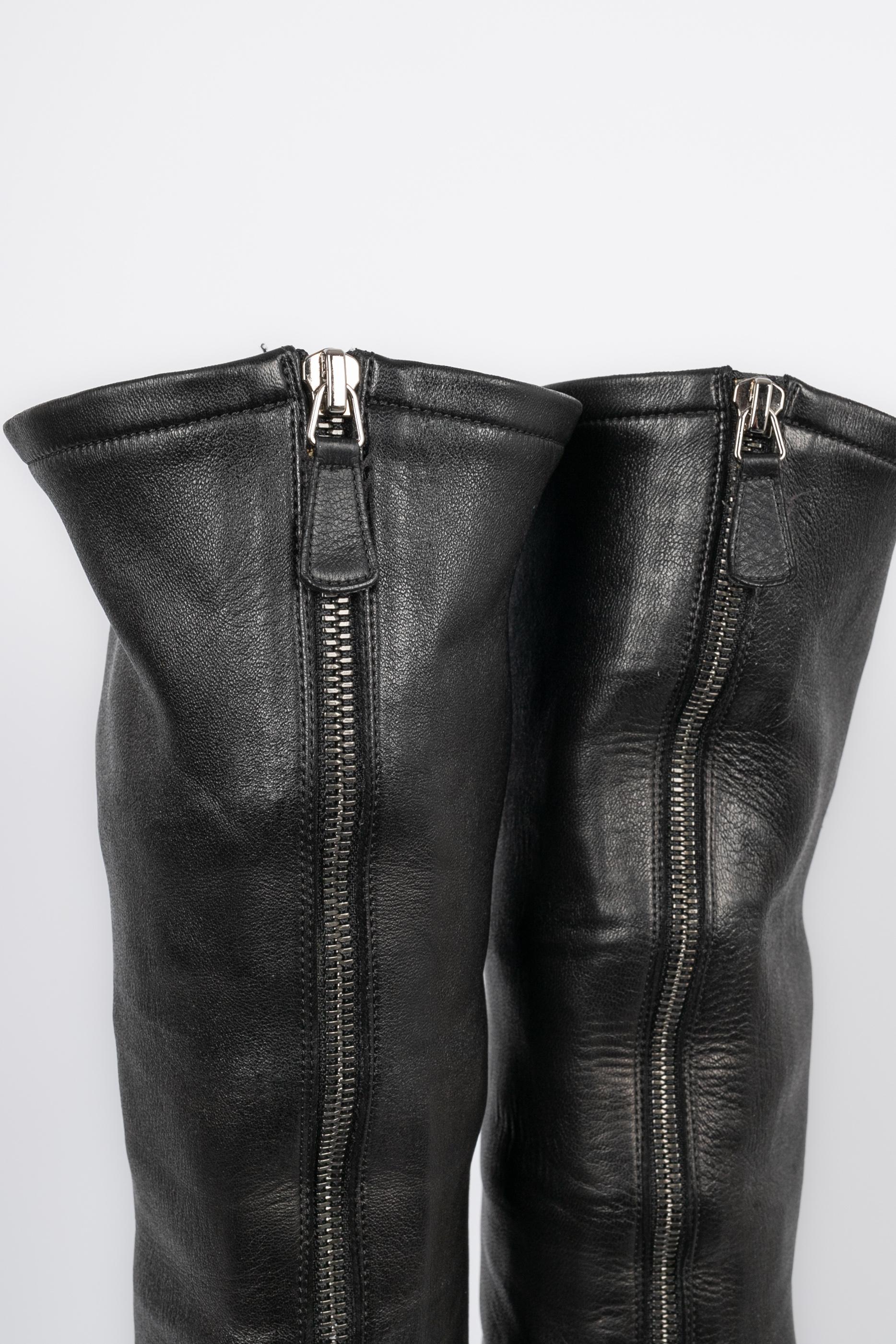 Chanel leather thigh high boots For Sale 3
