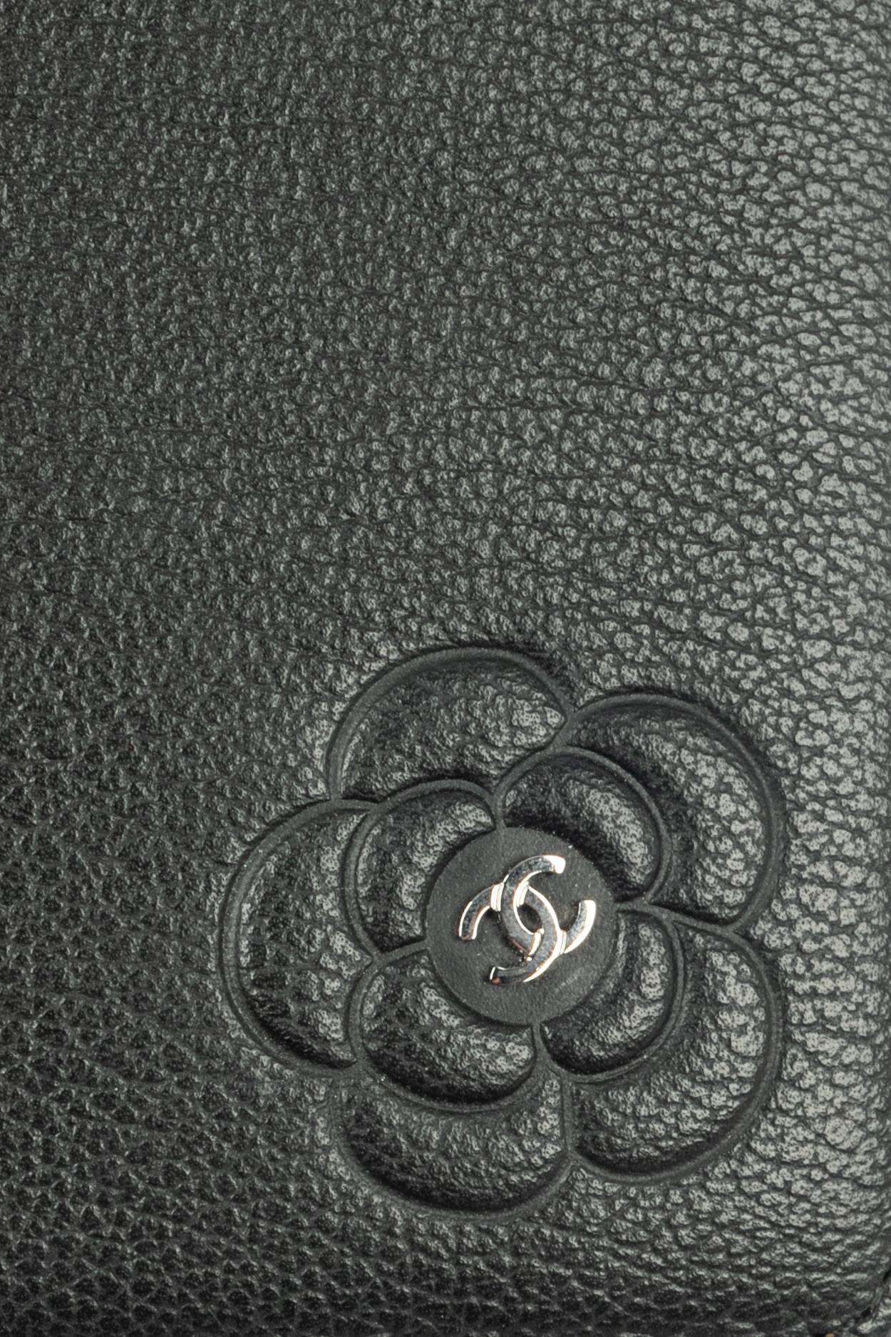 Chanel leather wallet For Sale 2