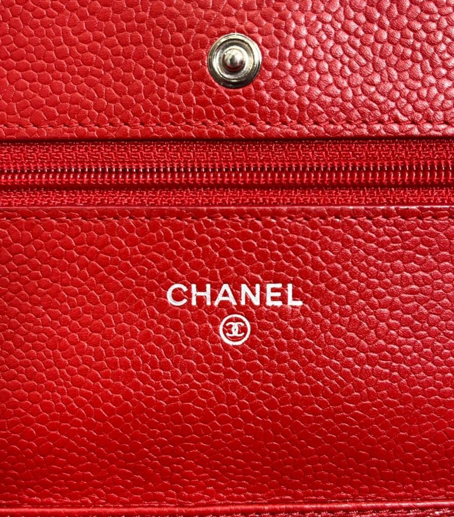 Chanel Leather Wallet On A Chain For Sale 2
