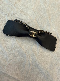 Chanel Leather with Chain Around Detail hair clip Barrette in Black Leather 2021