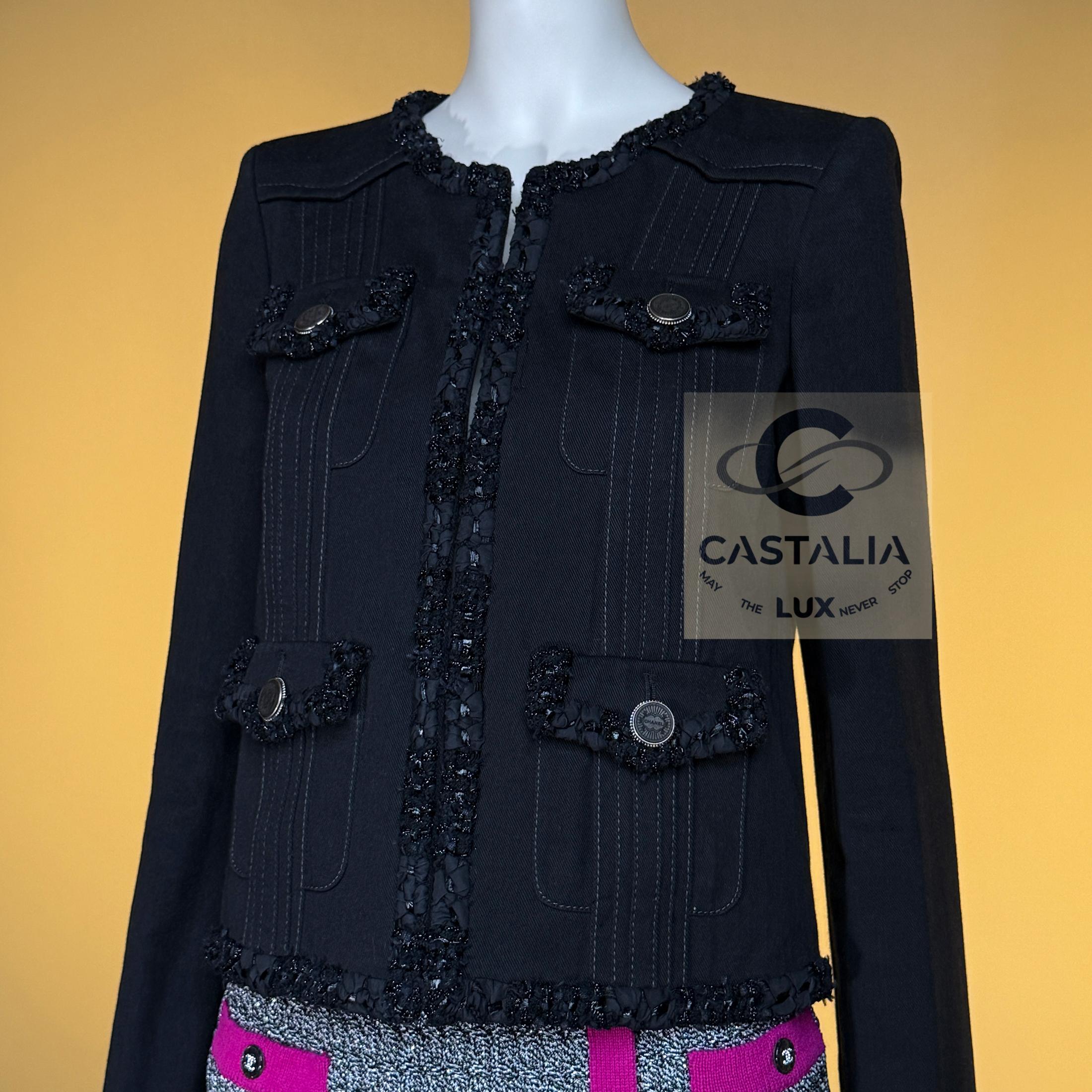 CHANEL Legendaria París / Cuba Chaquetita negra 34 en venta 6
