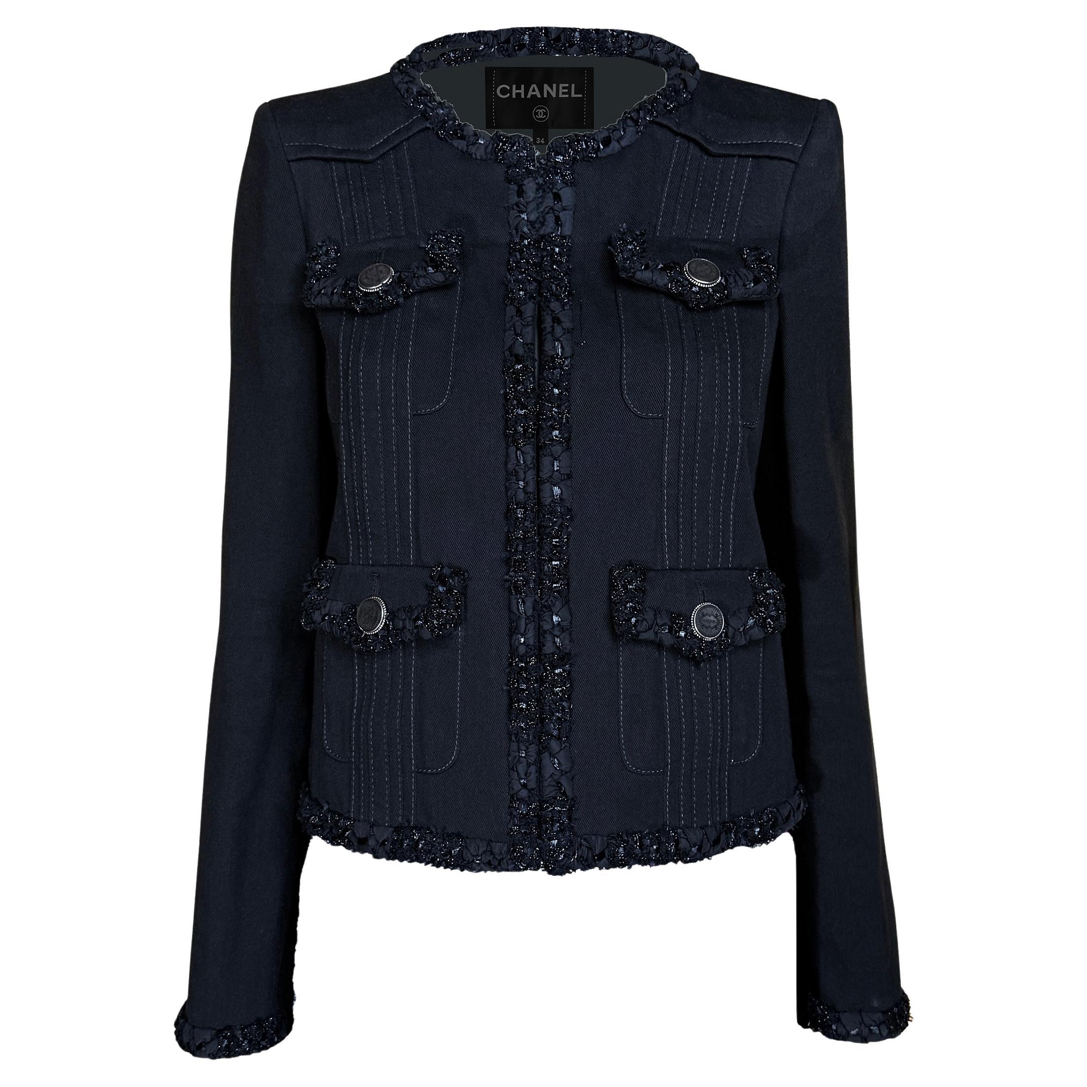 CHANEL Legendaria París / Cuba Chaquetita negra 34 en venta