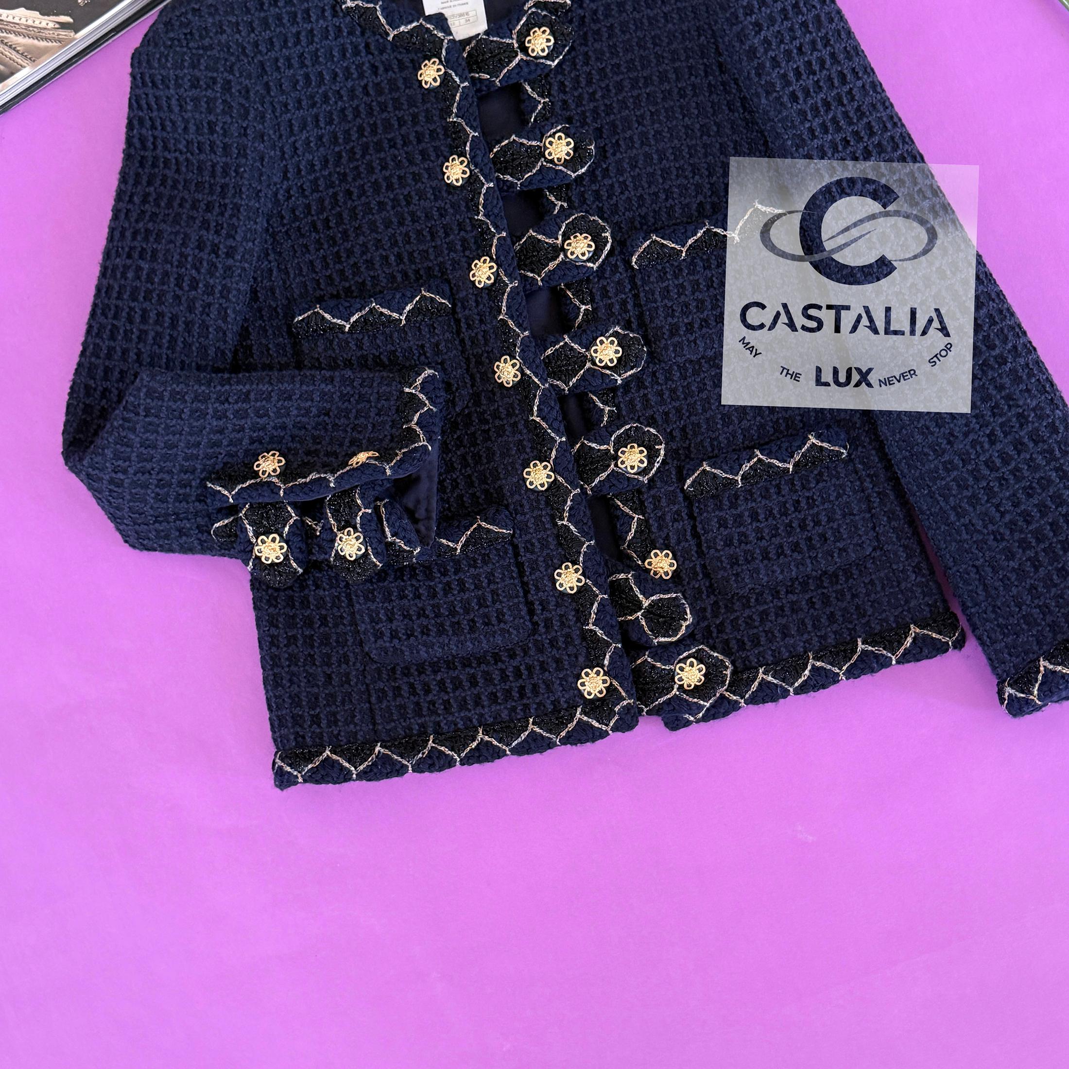 Chanel Leggendaria Parigi / Salisburgo - Giacca in tweed navy 34 FR in vendita 8