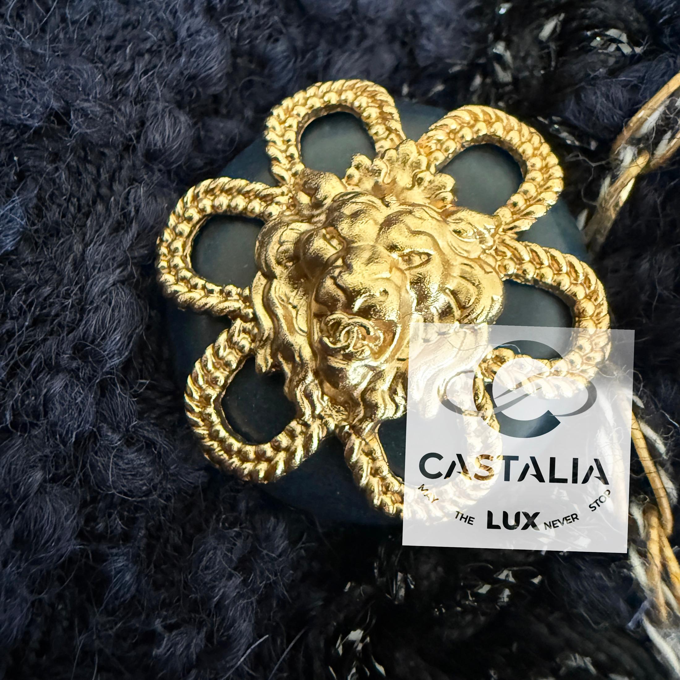 Chanel Leggendaria Parigi / Salisburgo - Giacca in tweed navy 34 FR in vendita 10