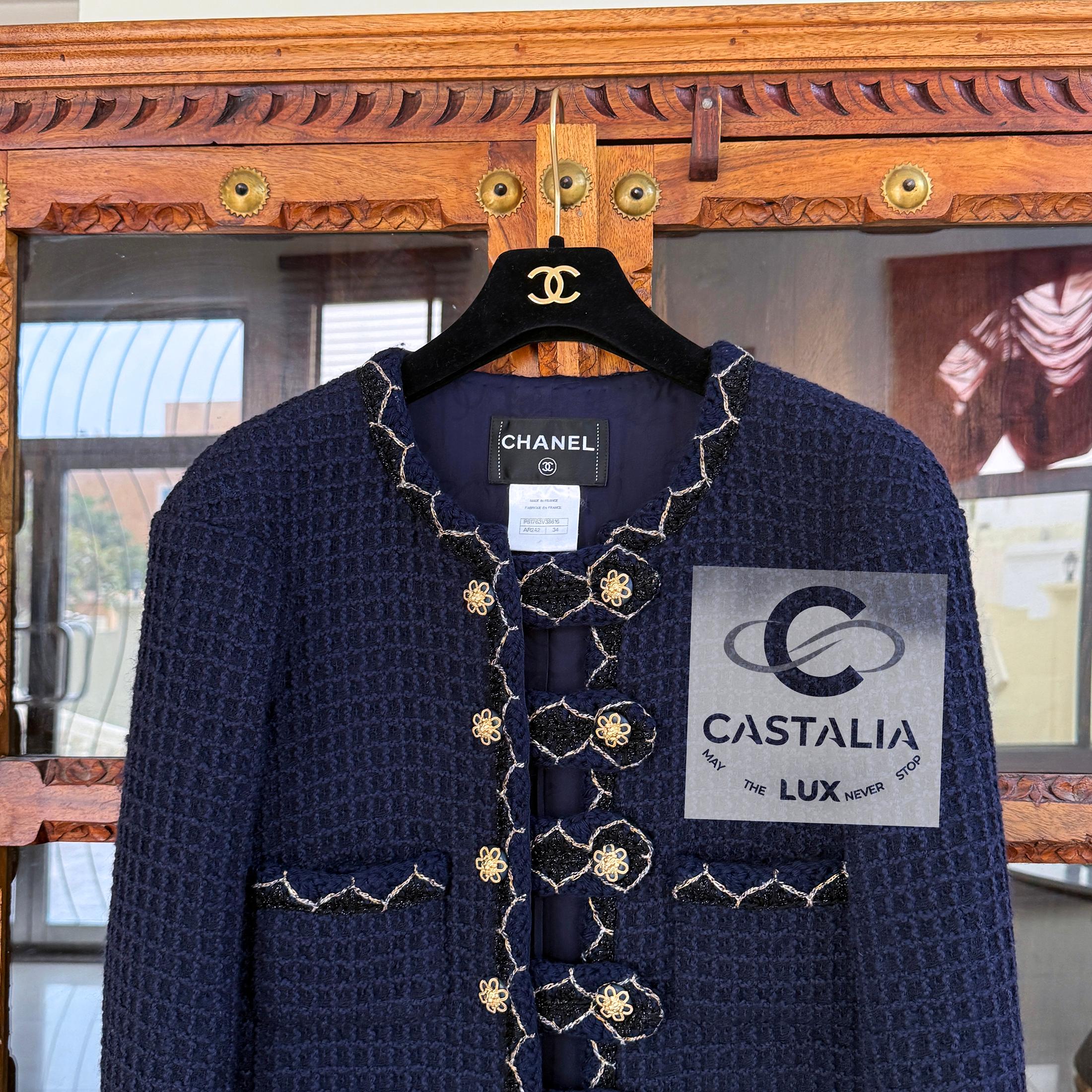 Chanel Leggendaria Parigi / Salisburgo - Giacca in tweed navy 34 FR in vendita 11