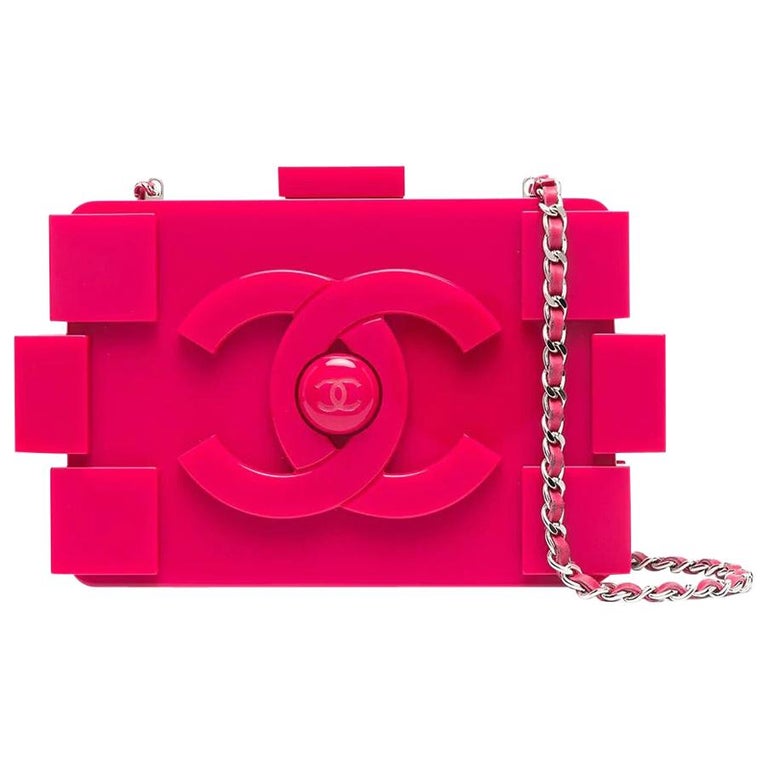 karl lagerfeld designs LEGO clutches for chanel