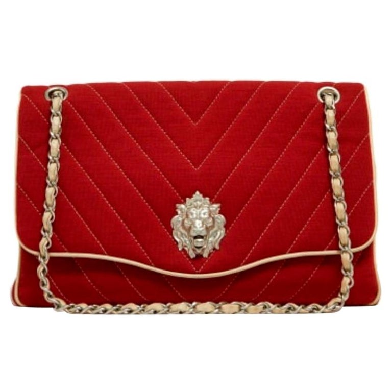 Chanel, Leo Chevron limited edition in red jersey For Sale