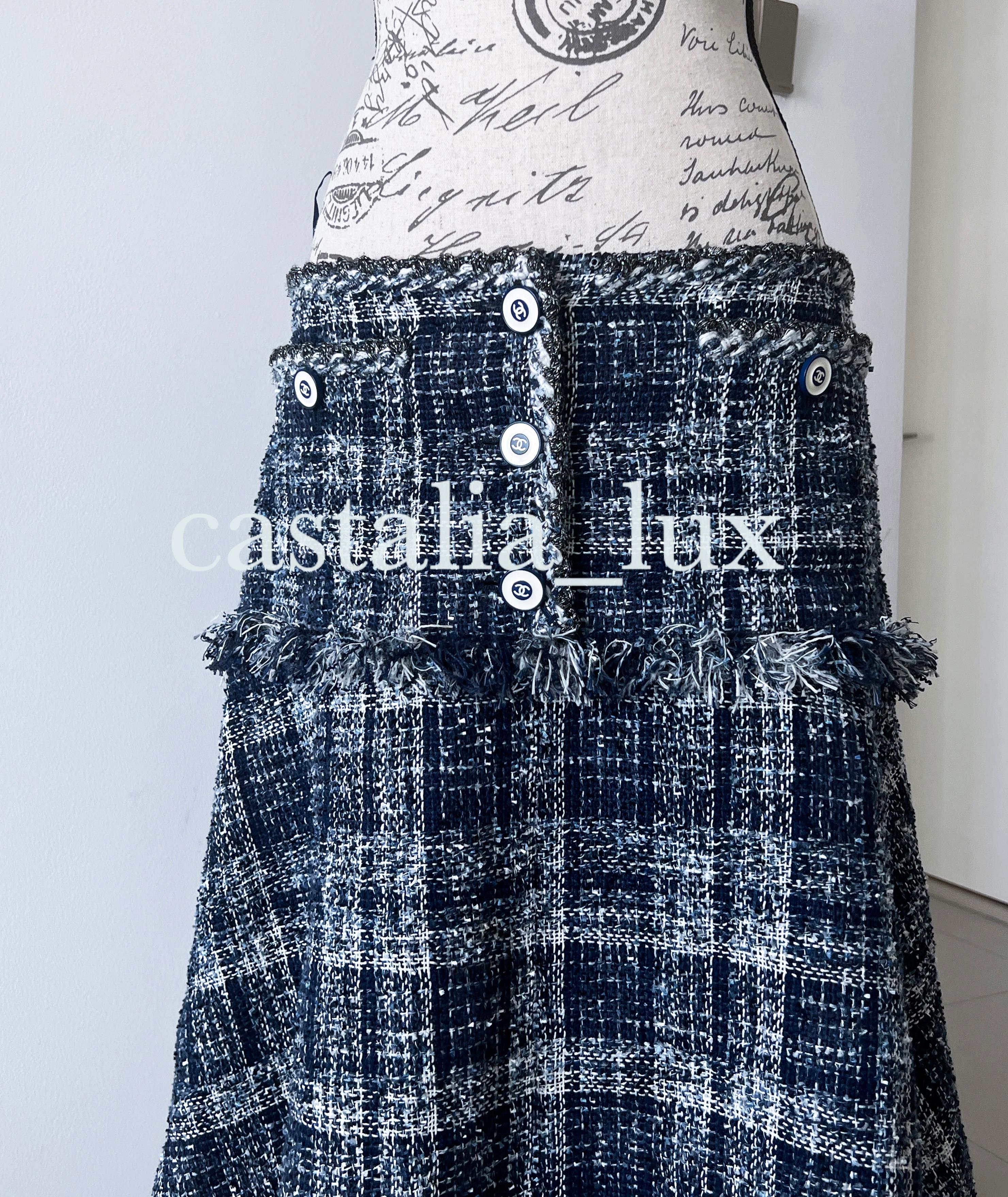 Women's Chanel Lesage Tweed Skirt 2018 Spring Collection For Sale