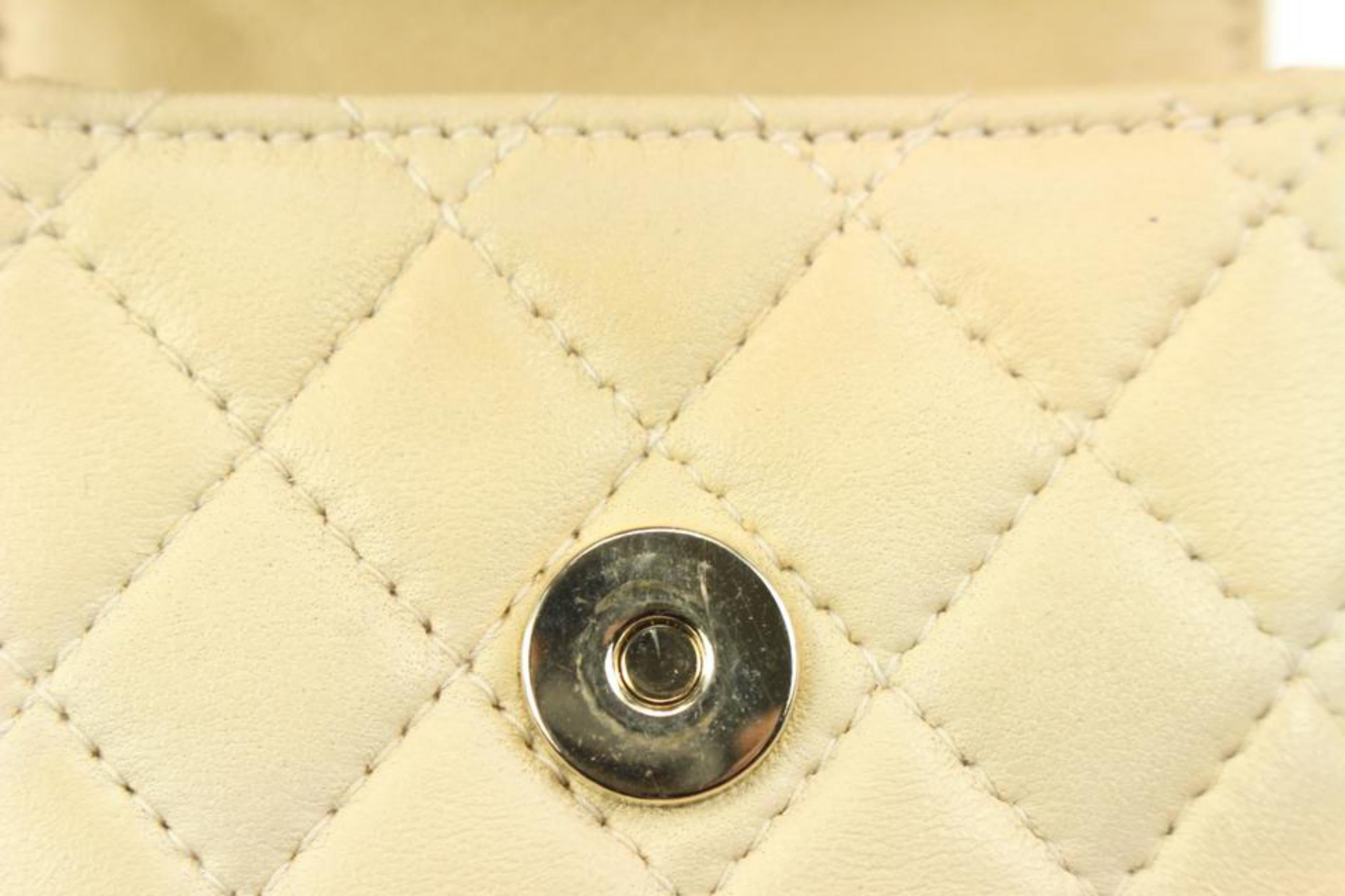 Women's Chanel Light Beige Cream Quilted Leather Micro Flap Charm Bag Mini 48cz47 For Sale