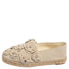 Chanel Light Beige Nubuck Leather Camellia Espadrille Flats Size 39