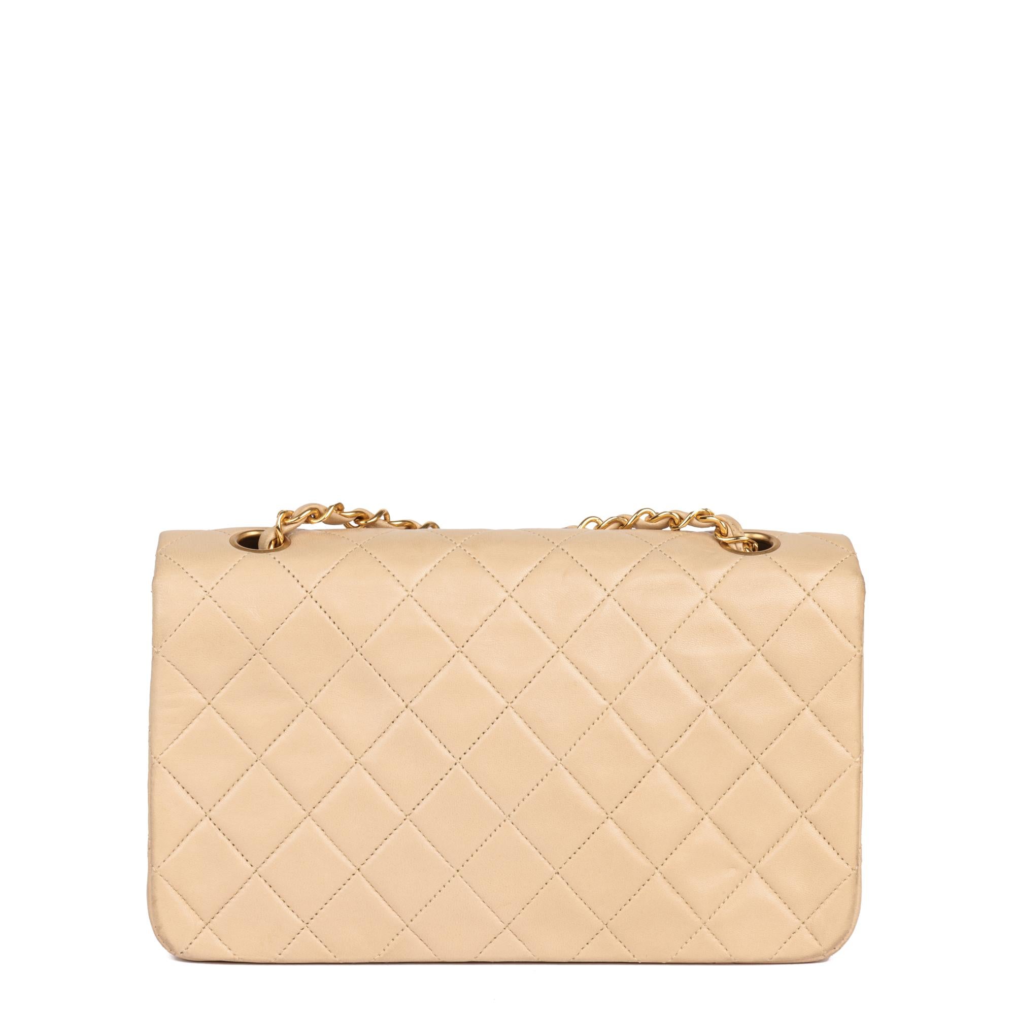 Women's CHANEL Light Beige Quilted Lambskin Vintage Small Classic Single Full Flap Bag For Sale
