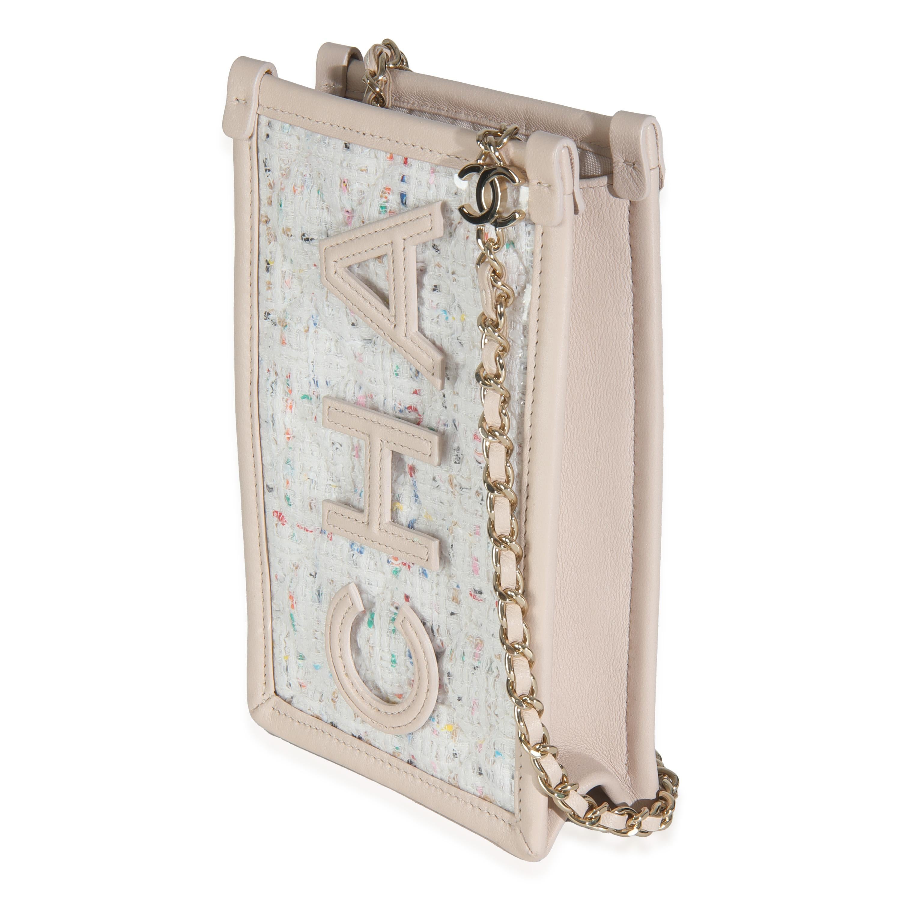 Chanel Hellbeige Tweed PVC Lammfell Clutch mit Kette im Zustand „Hervorragend“ im Angebot in New York, NY